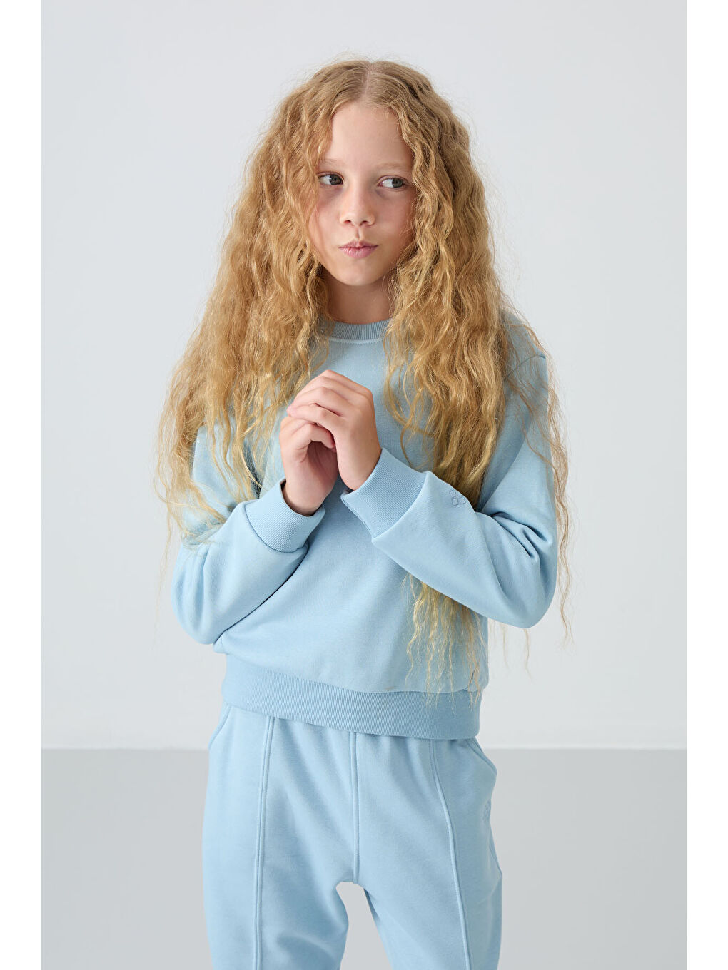 Açık Mavi Pamuklu İçi Tüylü Yumuşak Dokulu Oversize Nakışlı Kız Çocuk Eşofman Takım - 75145-4