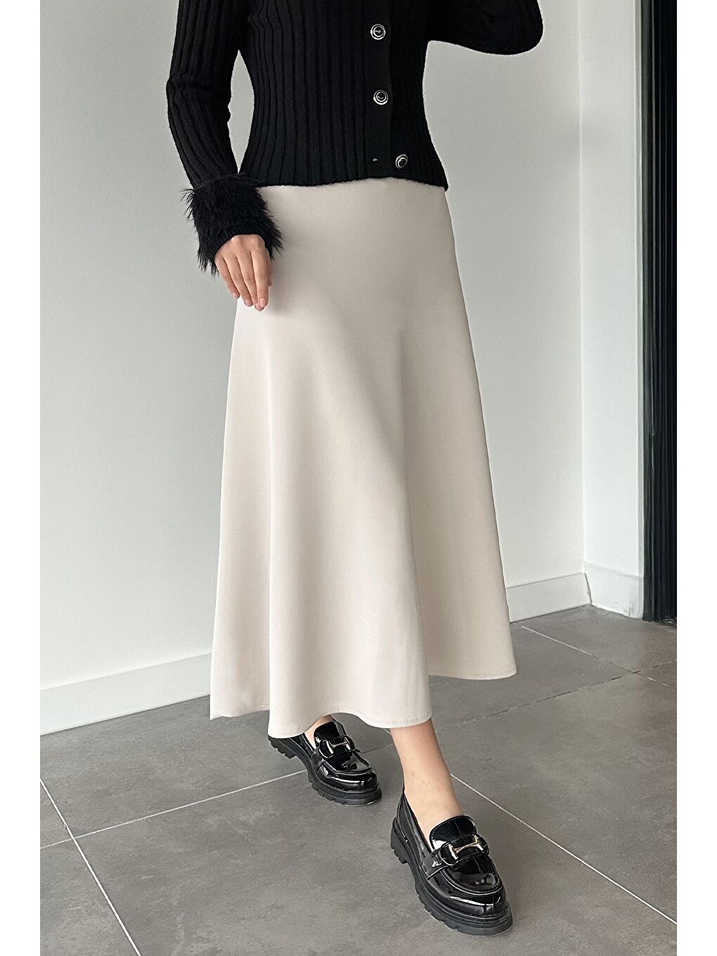 Bej Bel Lastikli Scuba Tesettür Kiloş Etek-1