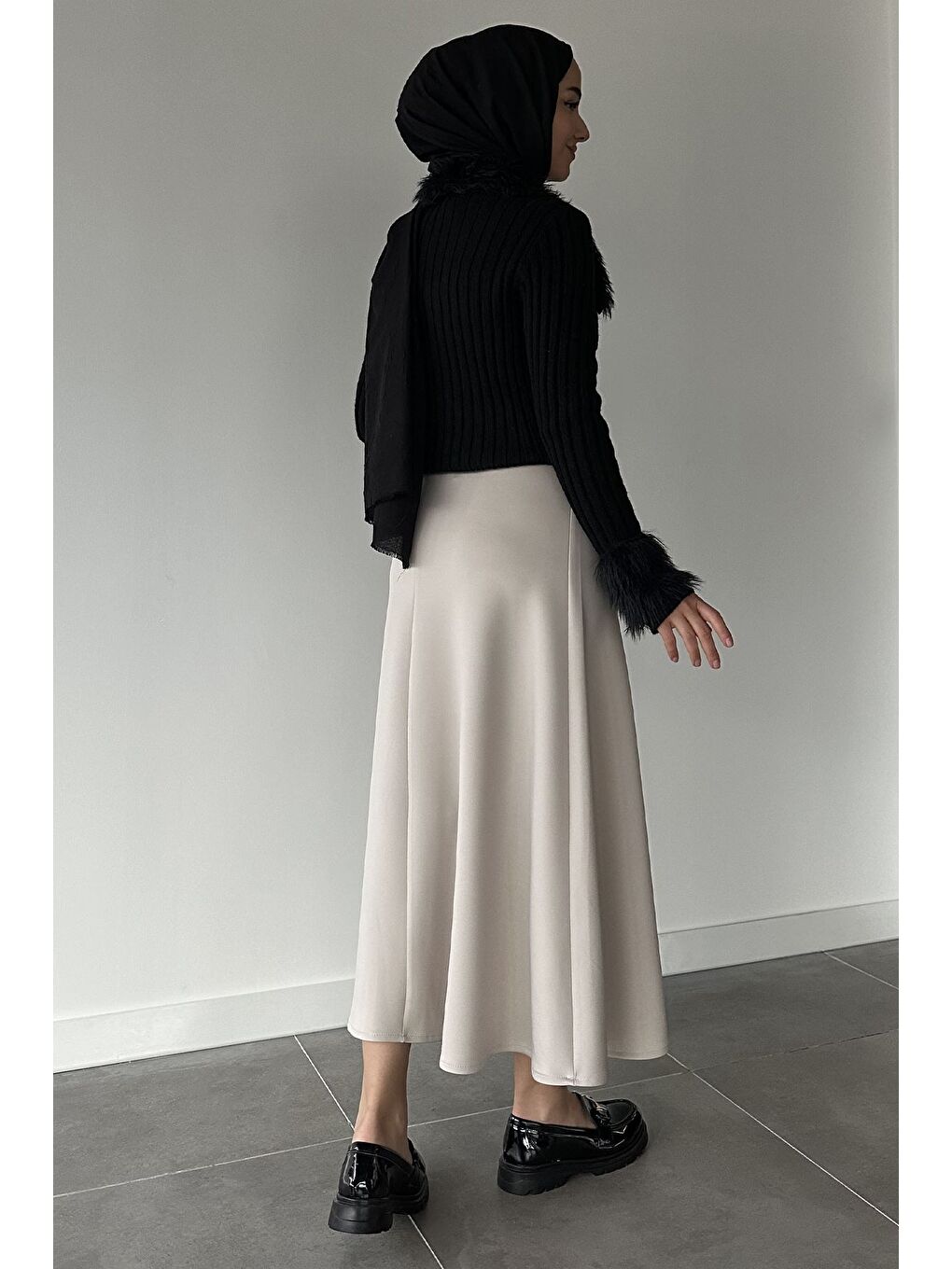 Bej Bel Lastikli Scuba Tesettür Kiloş Etek-5
