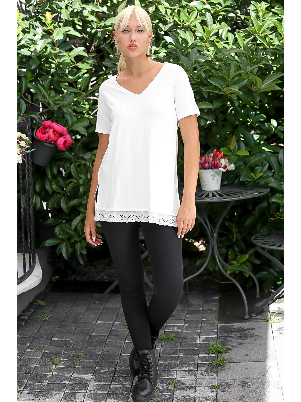 Ekru Kadın Krem Rengi V Yaka Kısa Kol Yırtmaçlı Maxi Regular Fit Casual Pamuklu Örme Bluz-2