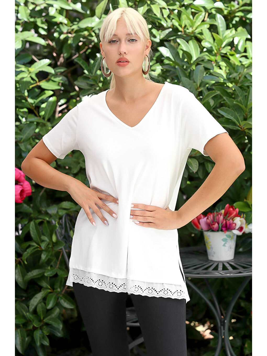 Ekru Kadın Krem Rengi V Yaka Kısa Kol Yırtmaçlı Maxi Regular Fit Casual Pamuklu Örme Bluz-3