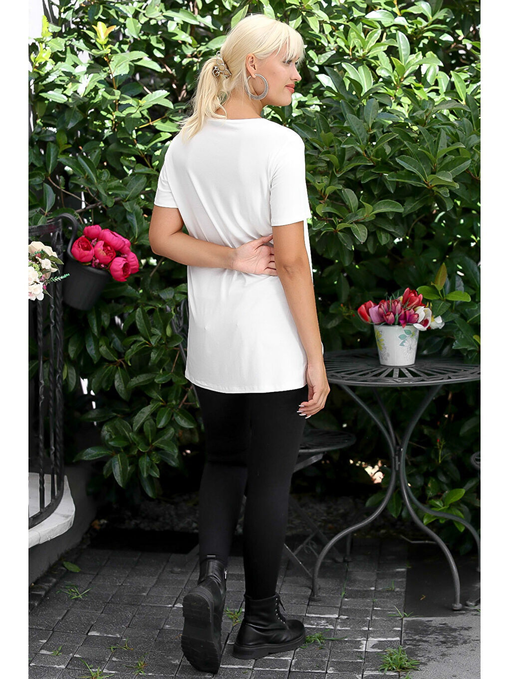 Ekru Kadın Krem Rengi V Yaka Kısa Kol Yırtmaçlı Maxi Regular Fit Casual Pamuklu Örme Bluz-6