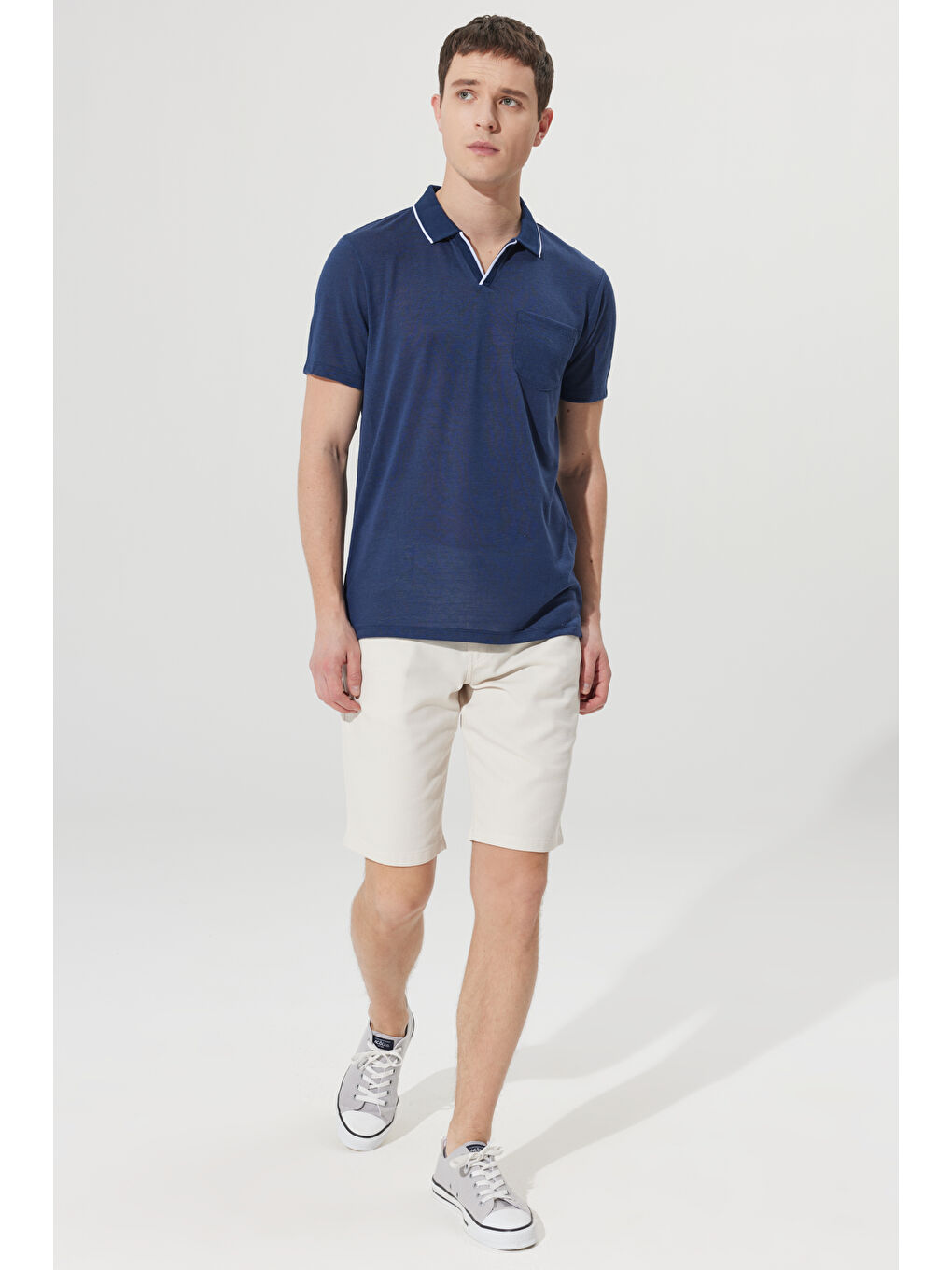 Erkek Beyaz Slim Fit Dar Kesim 5 Cep Armürlü Şort-3