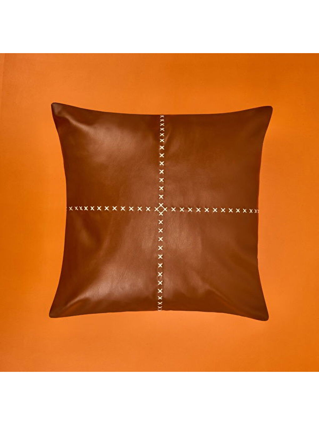 Soft Deri Görünümlü Kırlent - Kahverengi - 43x43 cm