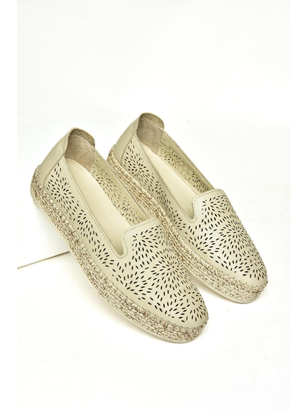 U5552001 Bej Kadın Ayakkabı-3