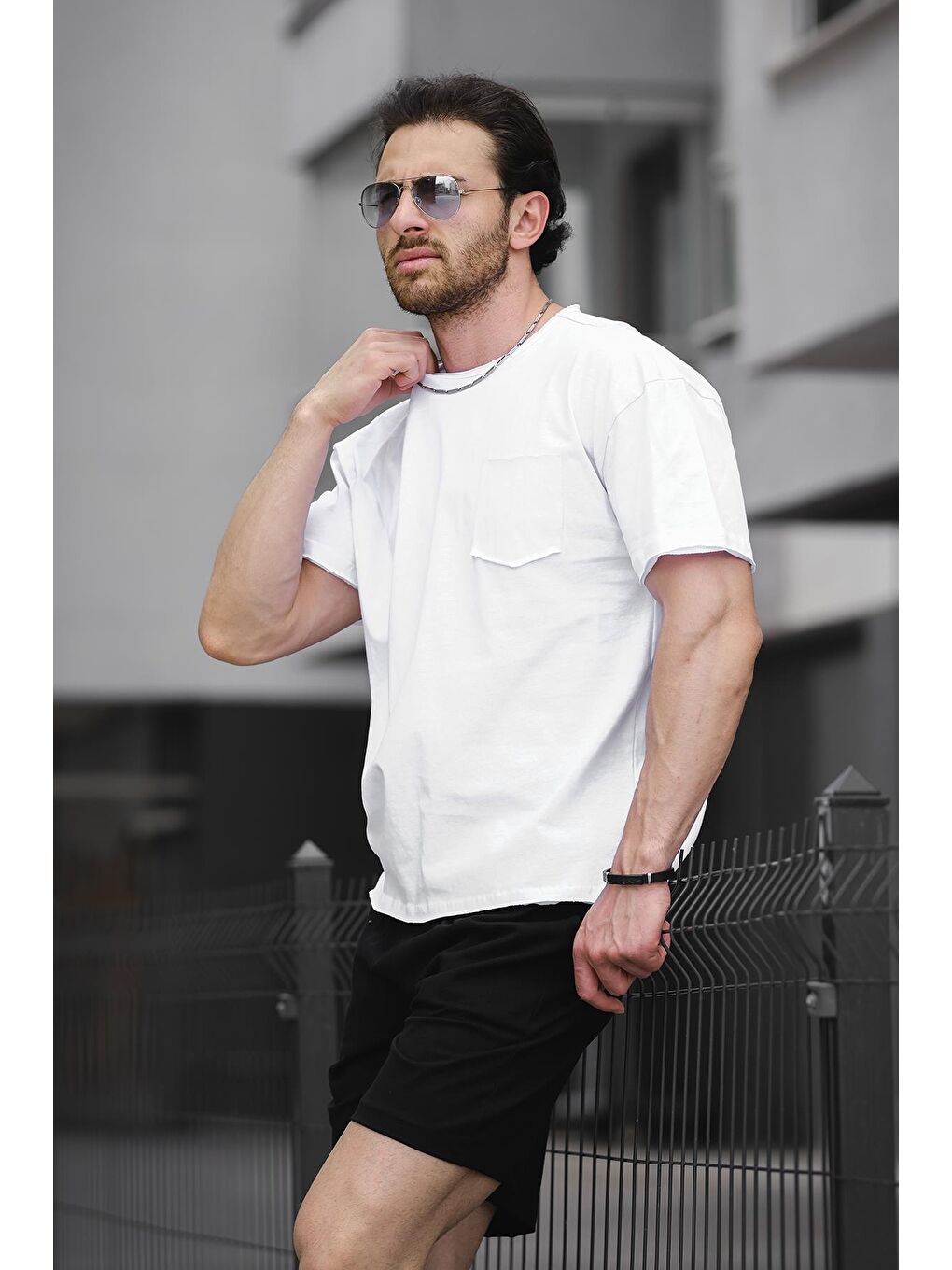 Beyaz Oversize Cepli Erkek Şort Tişört 2'li Takım-2