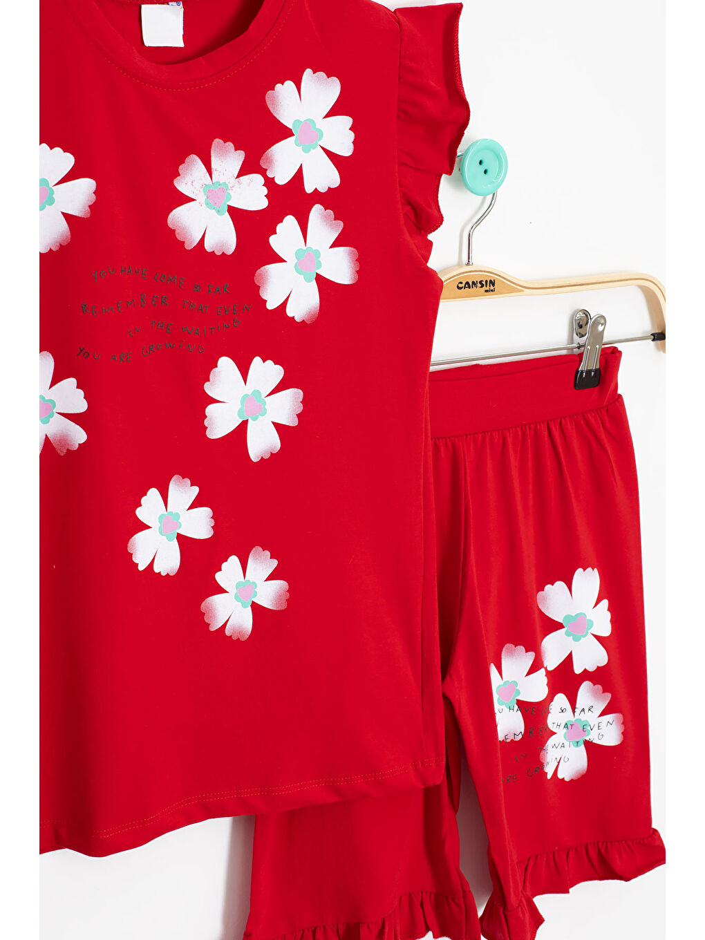 Kırmızı Çiçek Desenli Fırfır Detaylı Kız Çocuk Şortlu Takım 20600-1