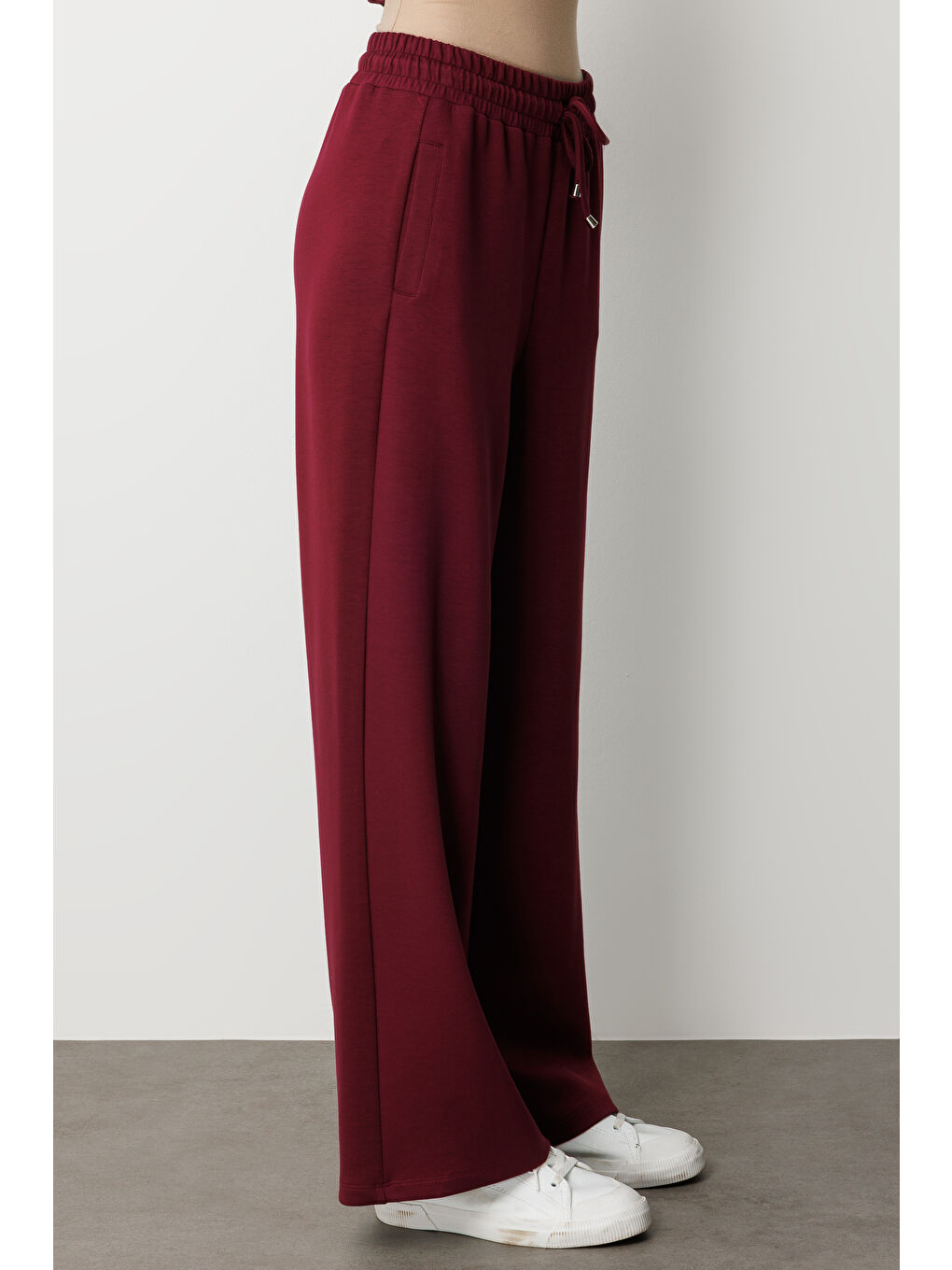 Beli Lastikli Yumuşak Dokulu Mürdüm Jogger Pantolon-3