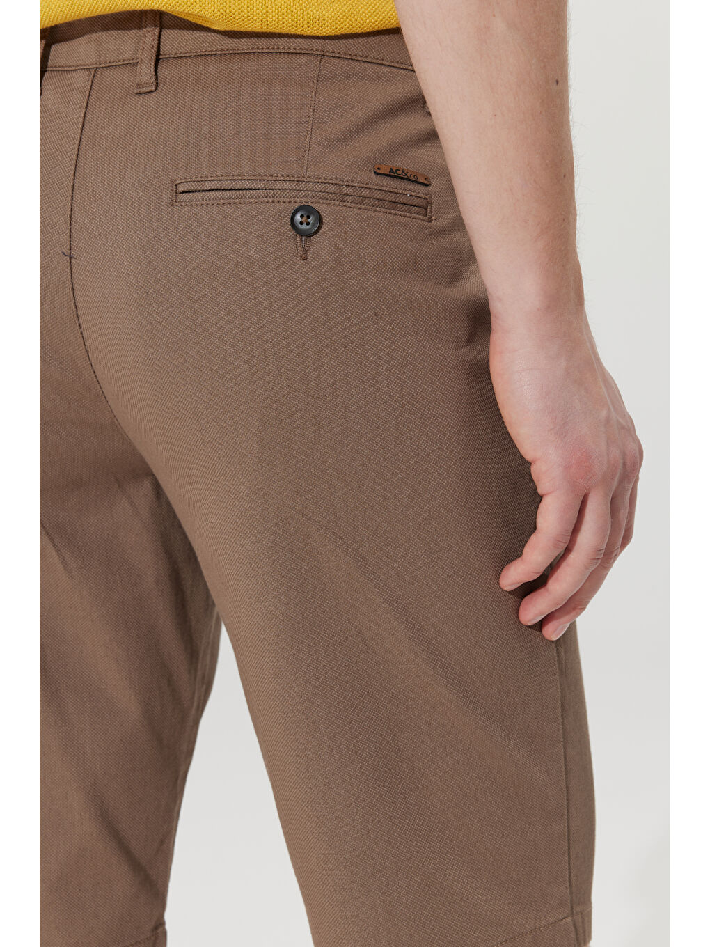 Bej Erkek Vizon Slim Fit Dar Kesim Yan Cepli Armürlü Şort-7