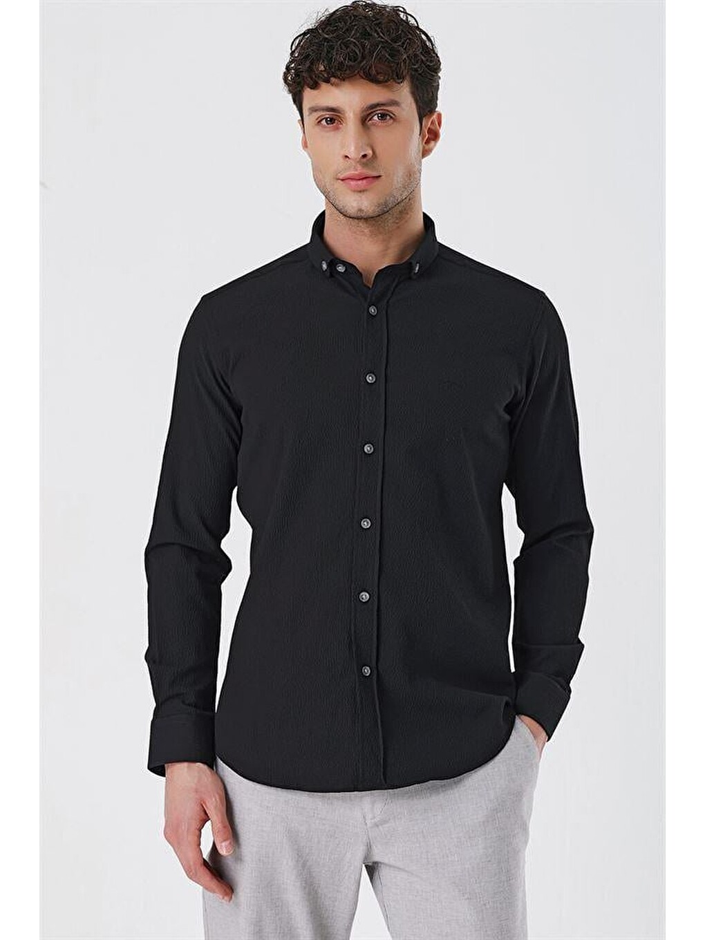 Siyah Uzun Kollu Gofreli Cepsiz Pamuklu Elastanlı Klasik Slim Fit Dar Kesim Gömlek 1004230178