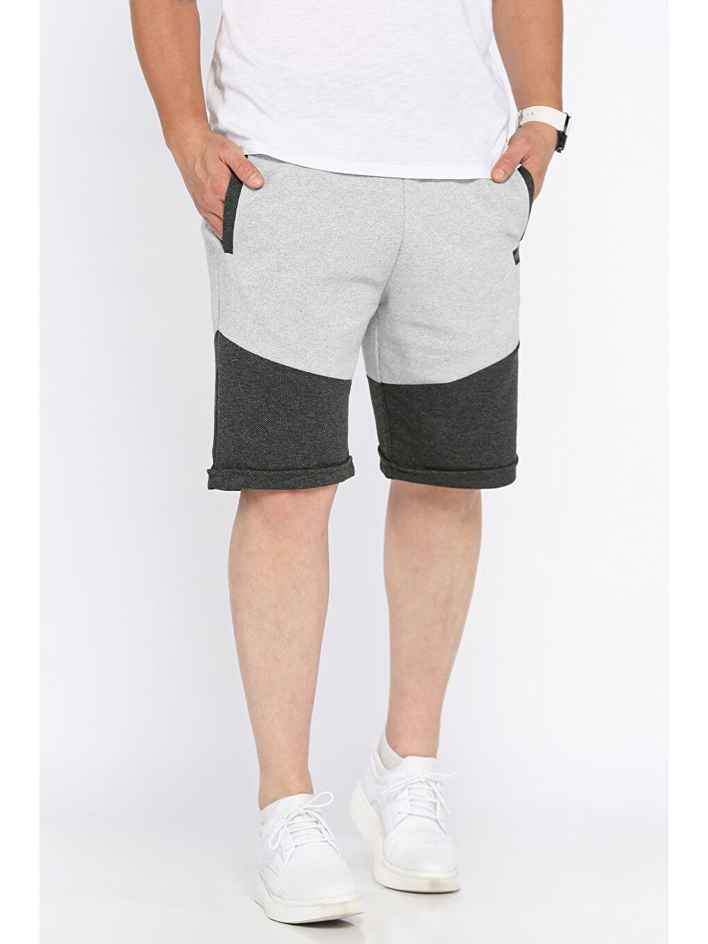 Gri Erkek Bel Bağlamalı Şort