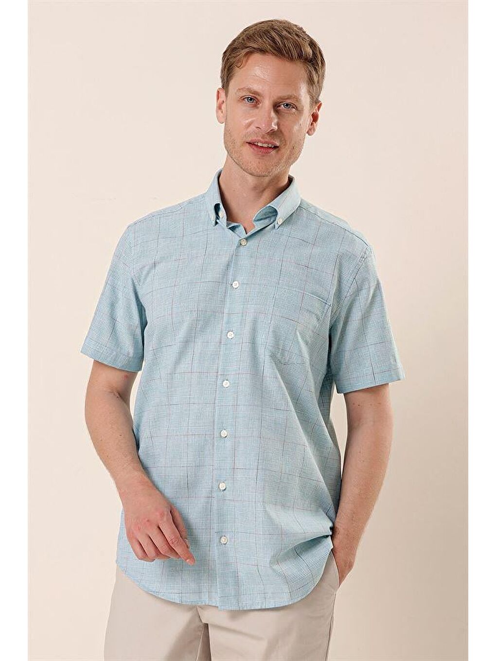 Açık Turkuaz Kısa Kollu  %100 Pamuk Klasik Comfort Fit Rahat Kesim Gömlek 1004230172