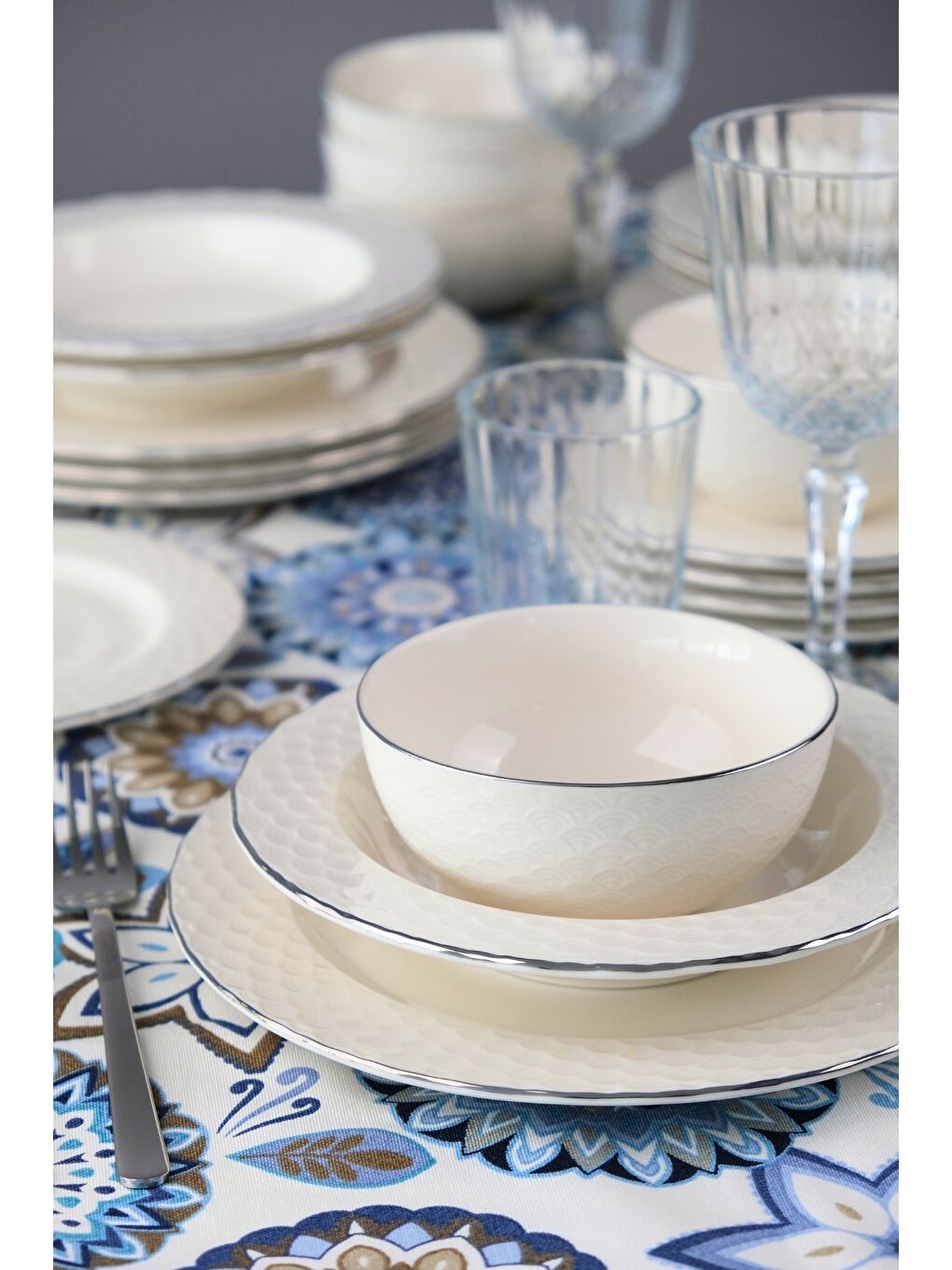 Ekru Costa Platin Yaldız Yemek Takımı 6 Kişilik 24 Parça COS24YKPLT-1