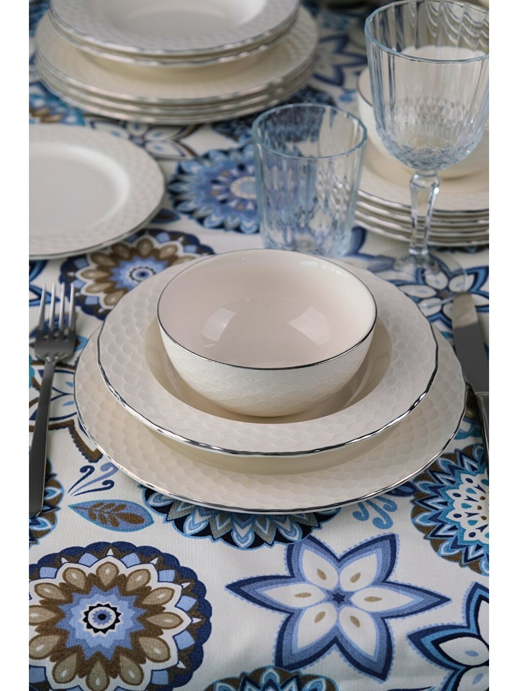 Ekru Costa Platin Yaldız Yemek Takımı 6 Kişilik 24 Parça COS24YKPLT-2