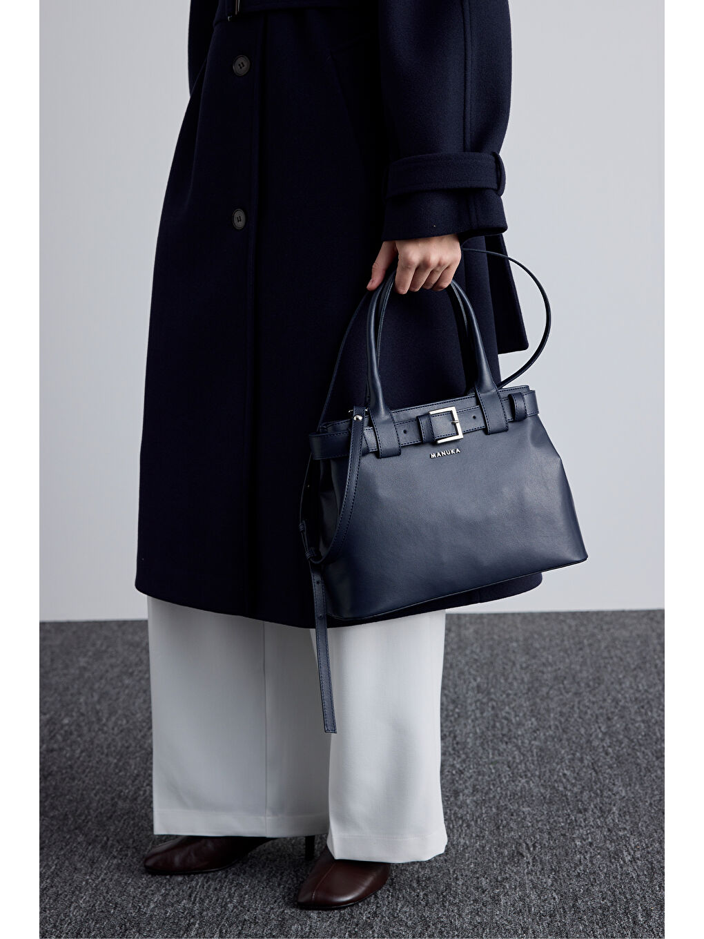 Bella Metal Tokalı Çanta Lacivert-2