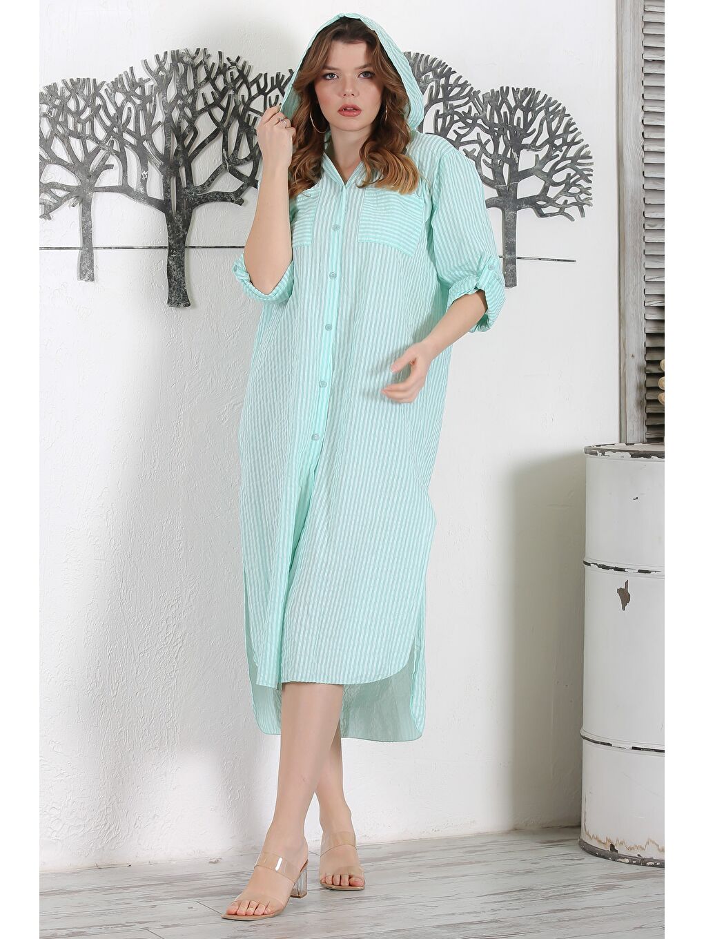 Turkuaz İtalyan Mint Kapüşonlu Düğmeli Uzun Kollu Çizgili Çift Cepli Yırtmaçlı Dokuma Elbise 130 65-1