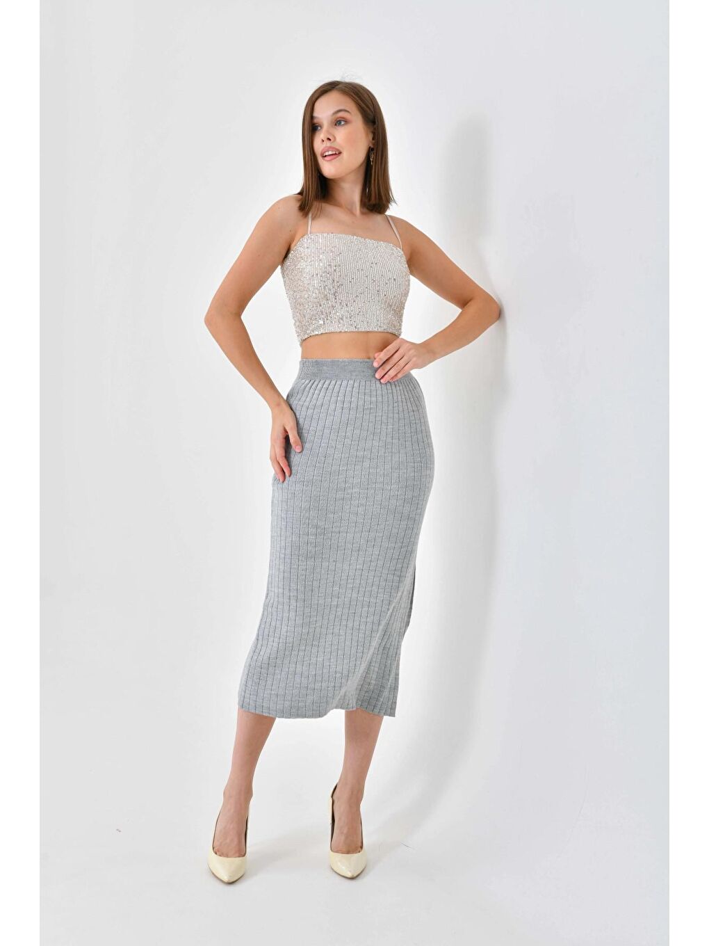 Uzun Yırtmaçlı Kalem Gri Etek-4