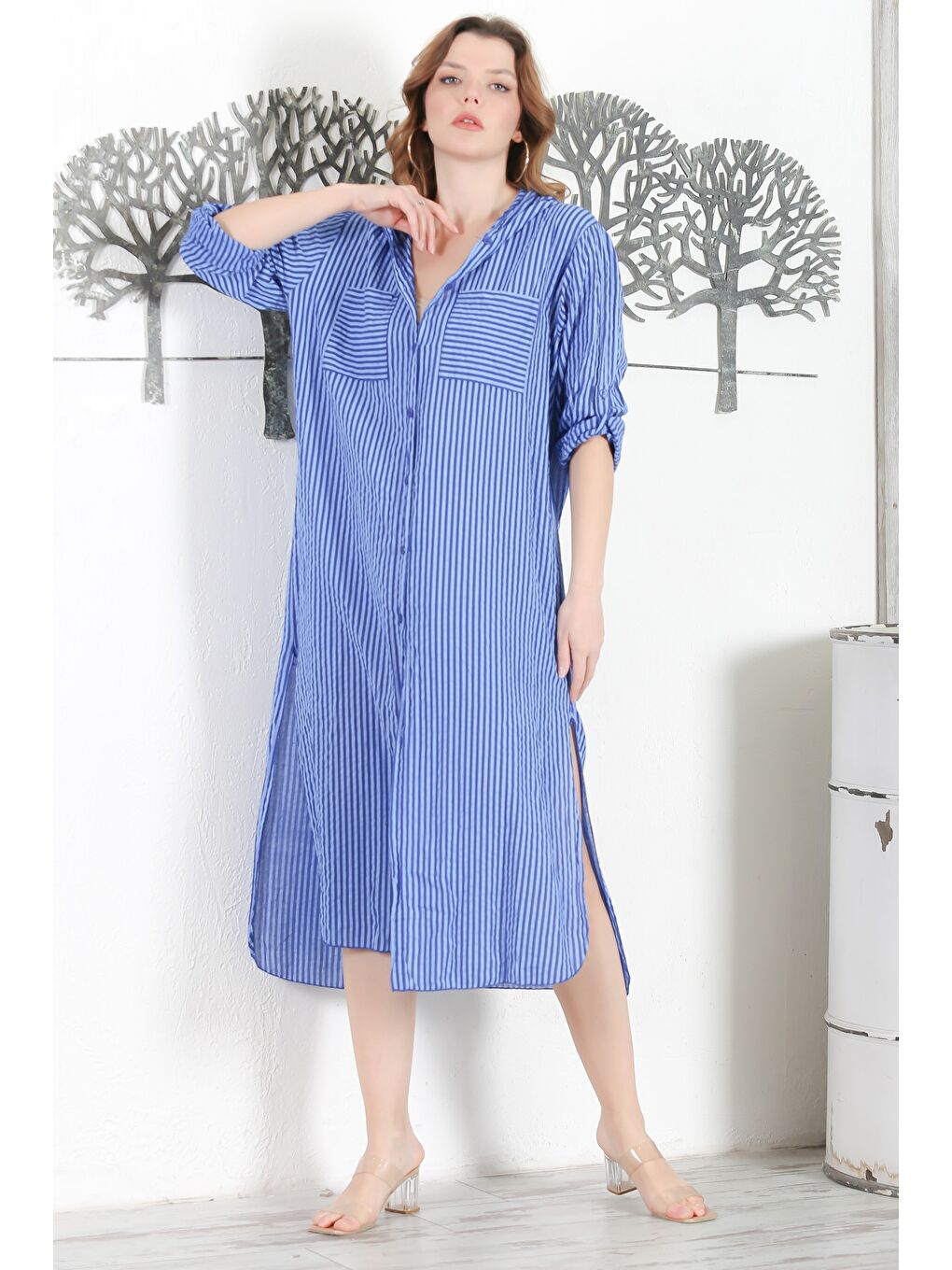 İtalyan Deniz Mavisi Kapüşonlu Düğmeli Uzun Kollu Çizgili Çift Cepli Yırtmaçlı Dokuma Elbise 130 65-3