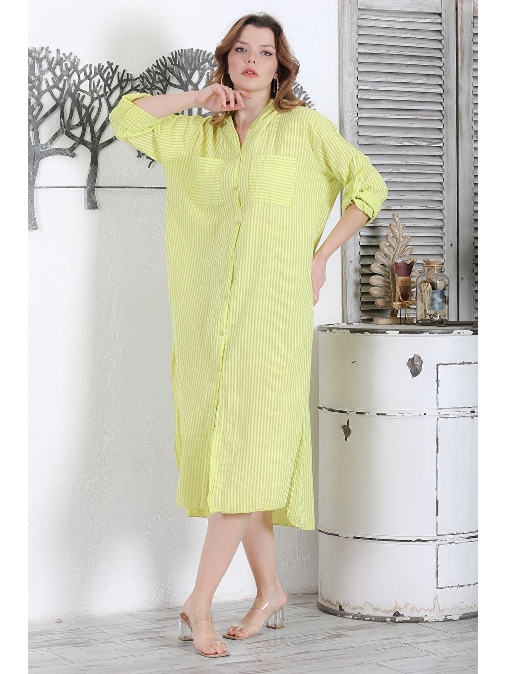 Sarı İtalyan Limon Küfü Rengi Kapüşonlu Düğmeli Uzun Kollu Çizgili Çift Cepli Dokuma Elbise 130 65-2