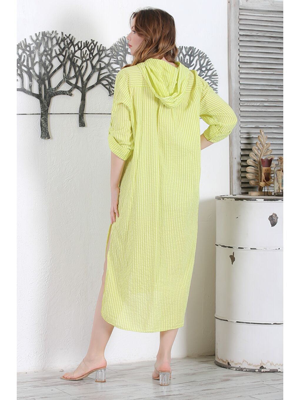 Sarı İtalyan Limon Küfü Rengi Kapüşonlu Düğmeli Uzun Kollu Çizgili Çift Cepli Dokuma Elbise 130 65-7
