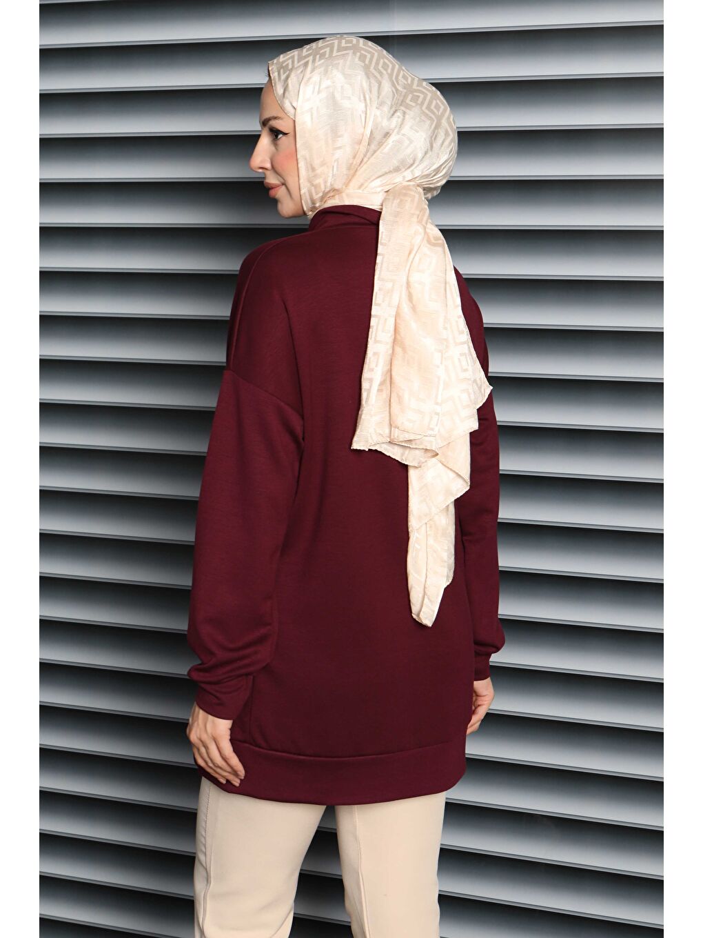 Zincir Detaylı Modal Tunik Bordo - 27916-BORDO-1