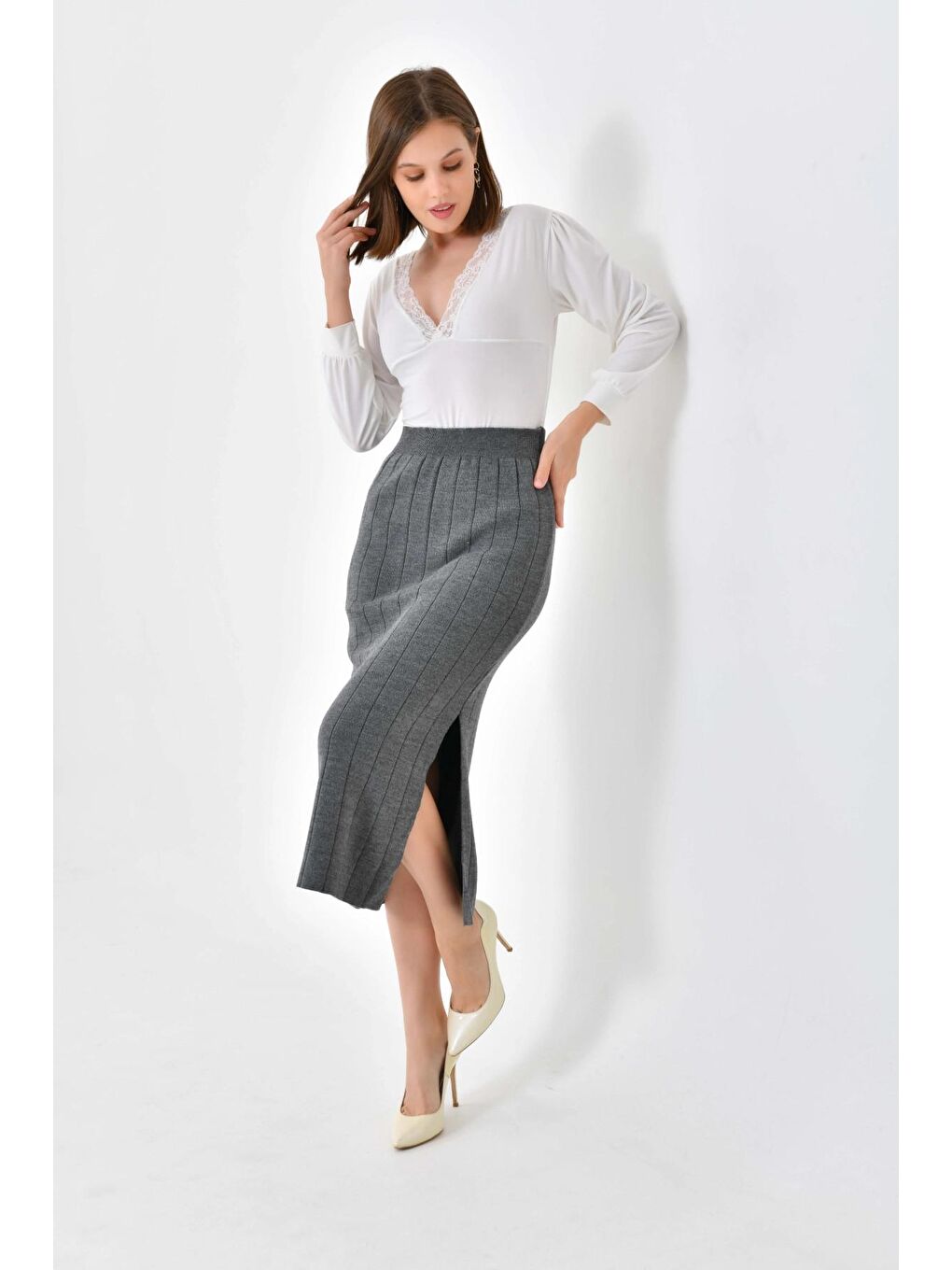 Antrasit Uzun Yırtmaçlı Kalem Triko Etek