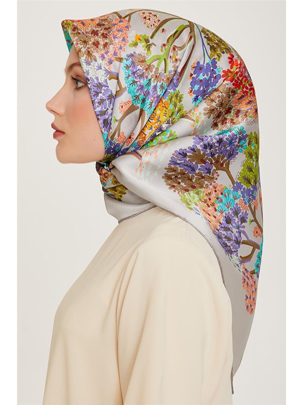 Karışık Çiçek Desenli Twill Saf İpek Eşarp 9209D 36-2