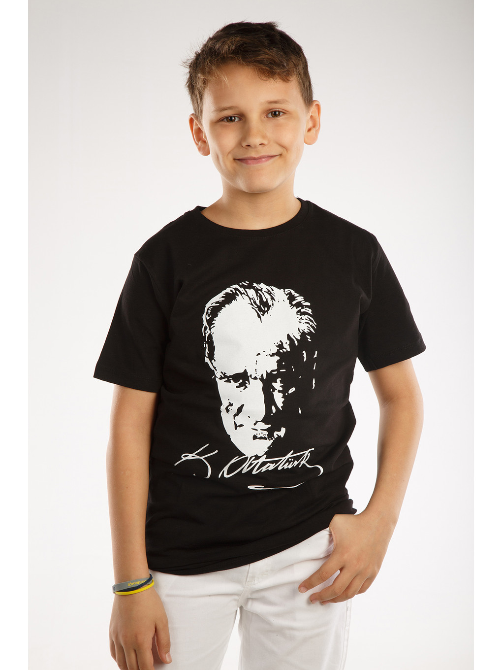 Siyah Kids Bisiklet Yaka Atatürk Baskılı Kısa Kollu Erkek Çocuk Tişört