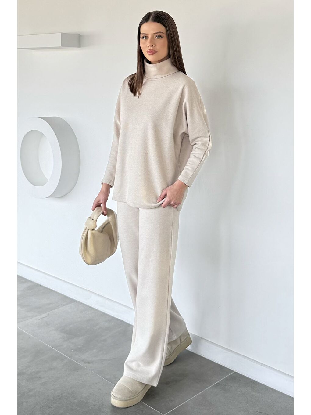 Bej Balıkçı Yaka Salaş Bluz Pantolon İkili Takım-1