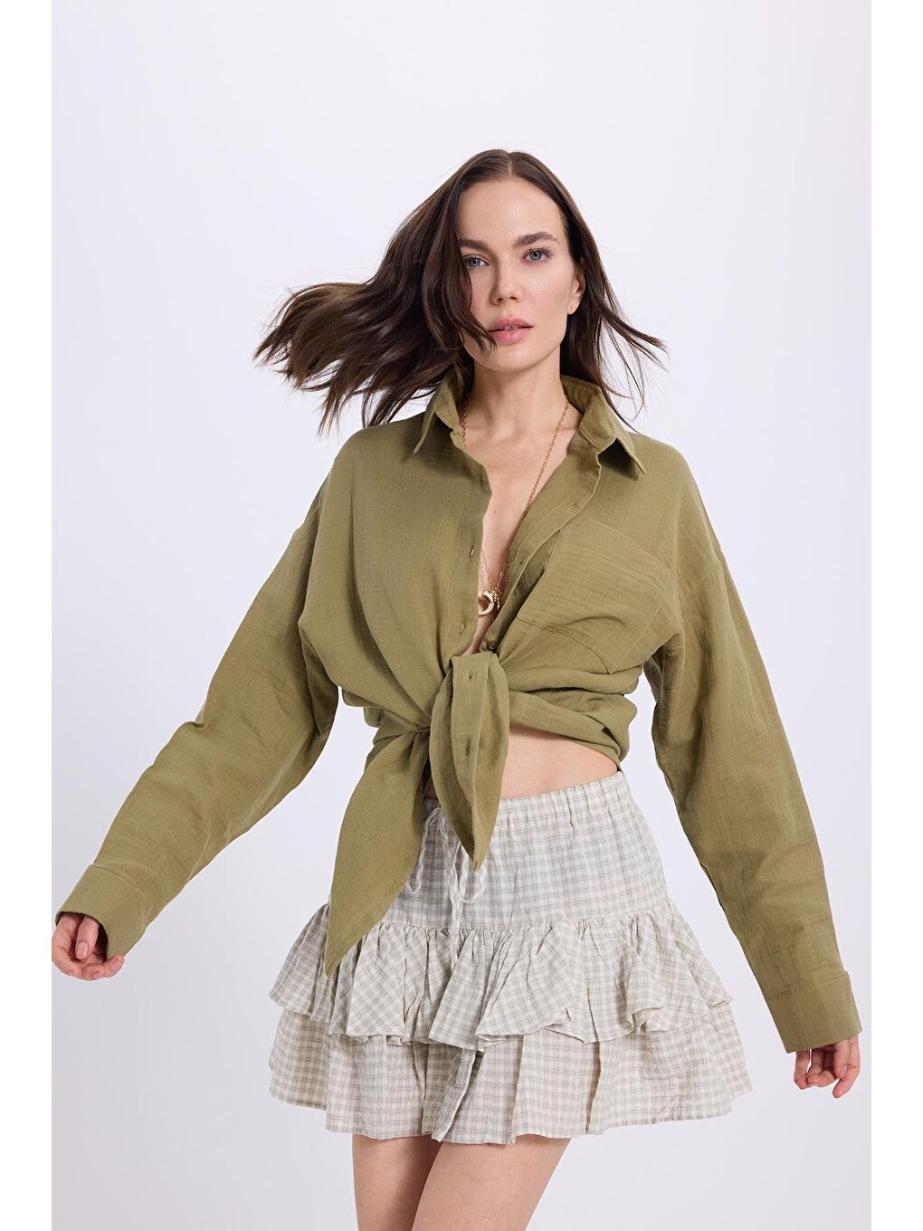 Kadın Oversize Geniş Kesim %100 Pamuk Müslin Kumaş Uzun Kollu Cepli Dokulu Haki Gömlek-3