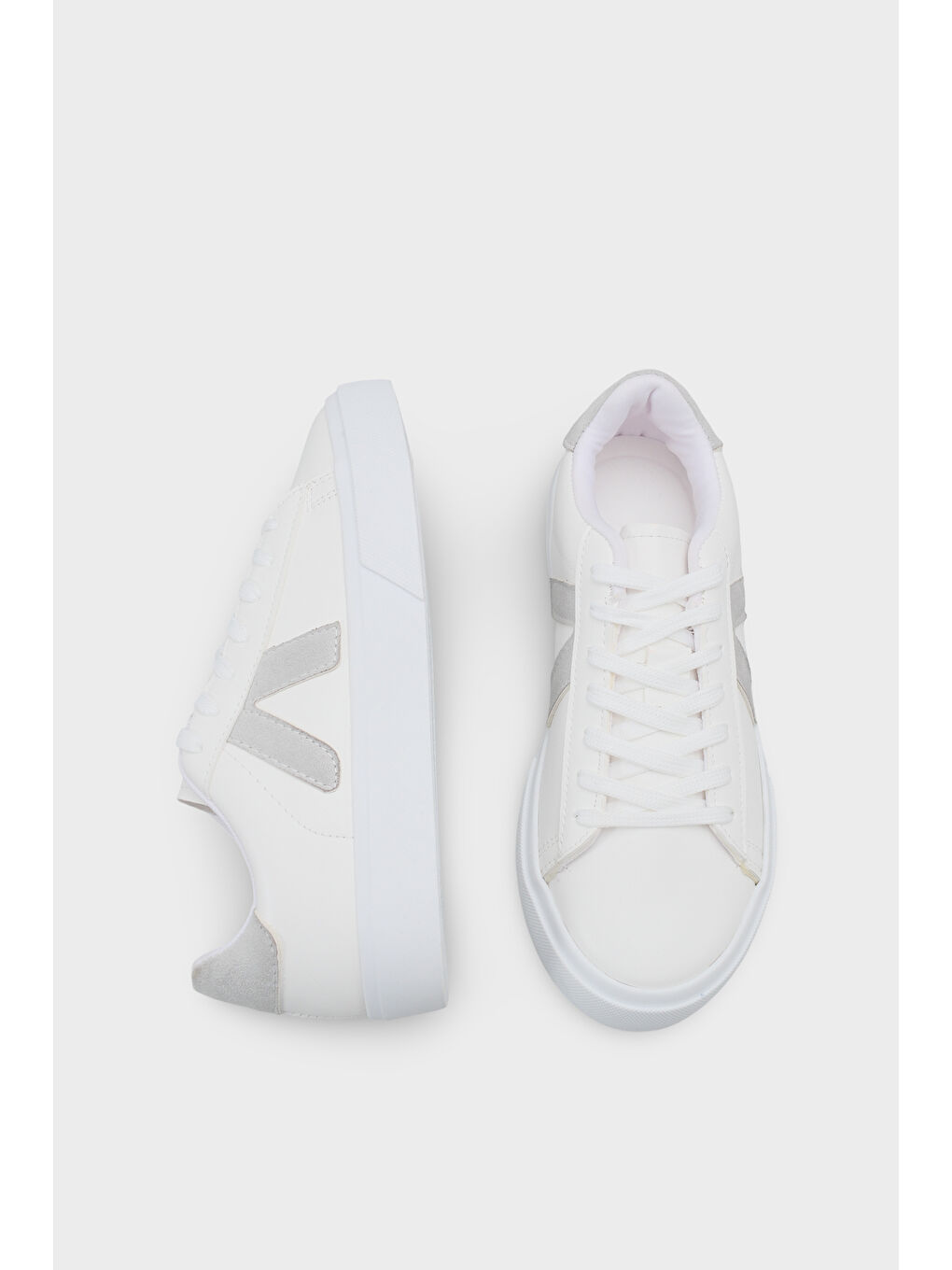 Gri Sandra V Detaylı Bağcıklı Günlük Spor Kadın Sneaker Ayakkabı-4