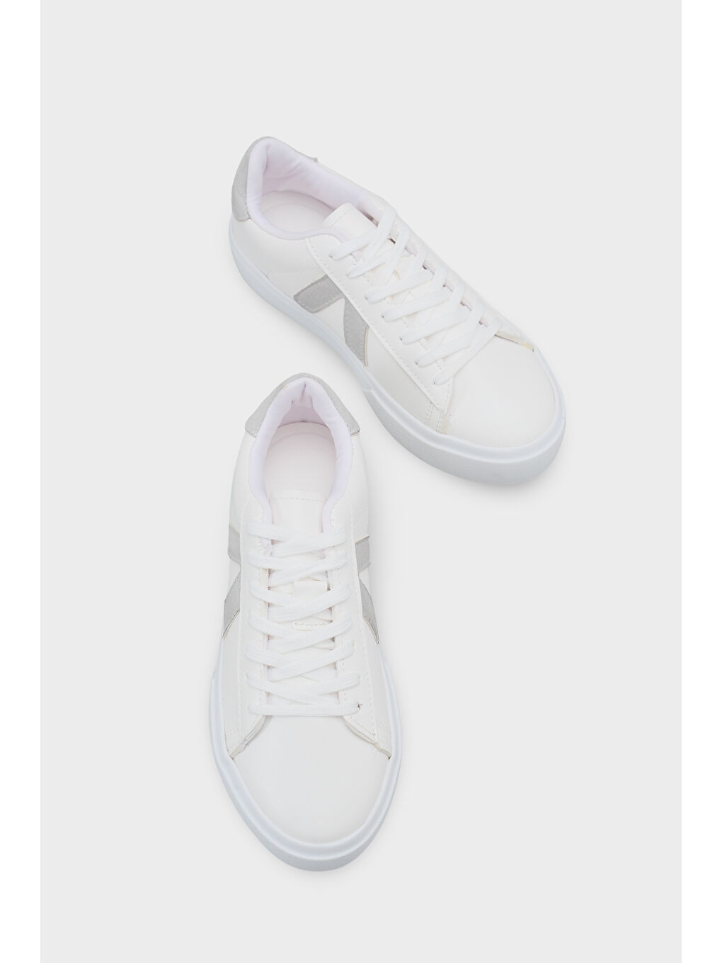 Gri Sandra V Detaylı Bağcıklı Günlük Spor Kadın Sneaker Ayakkabı-5