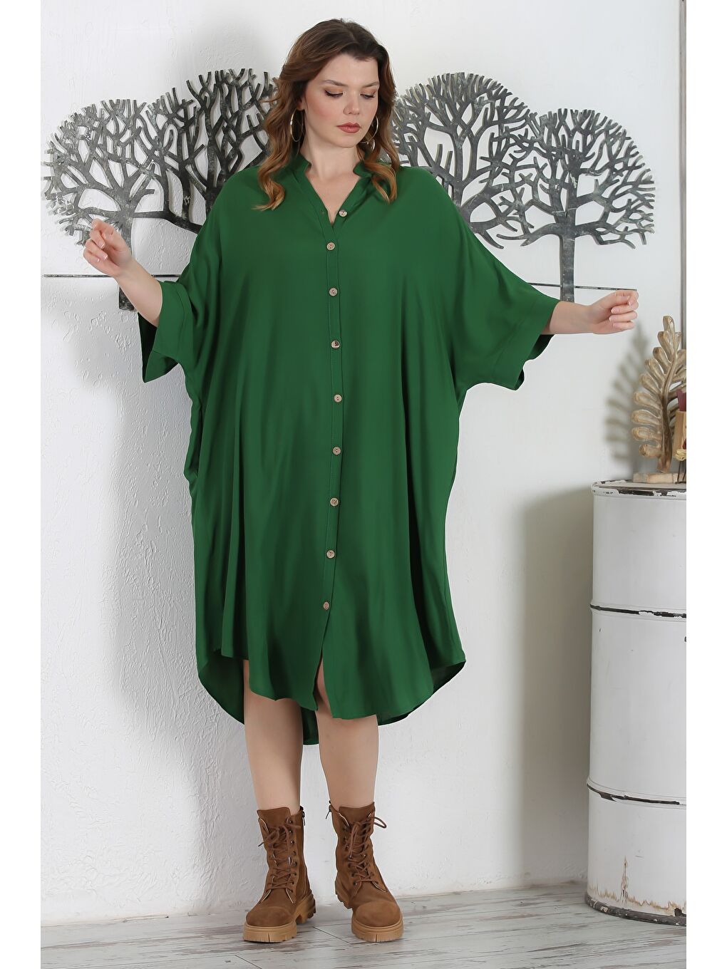 Çam Yeşili Hakim Yaka 3/4 Kol Düğmeli Gizli Cepli Casual Oversize Dokuma Elbise 121 87-6