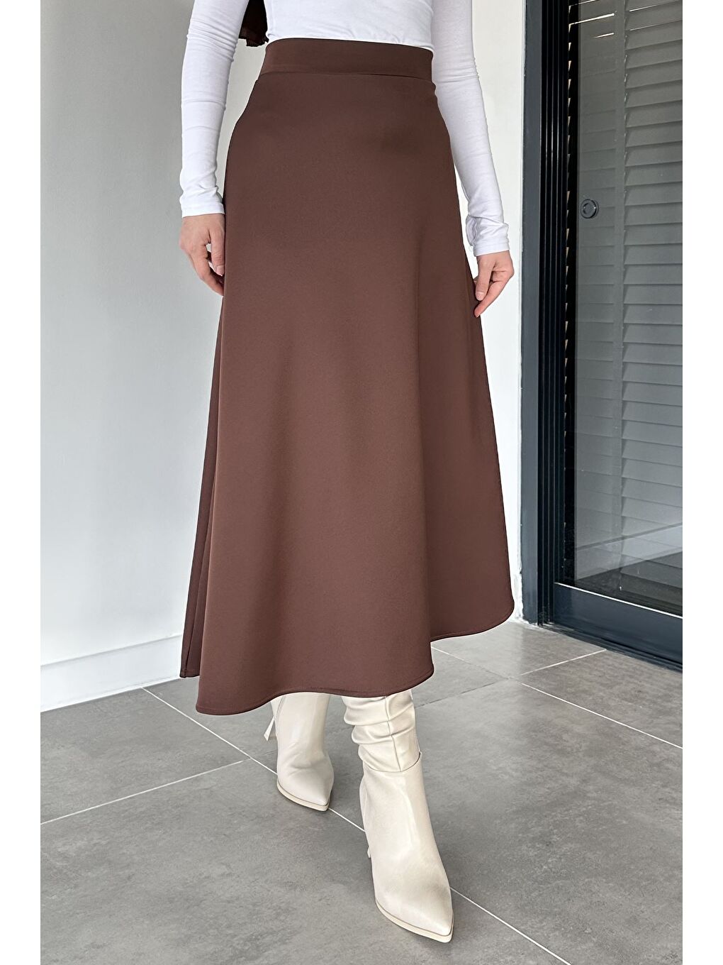 Kahverengi Bel Lastikli Scuba Tesettür Kiloş Etek