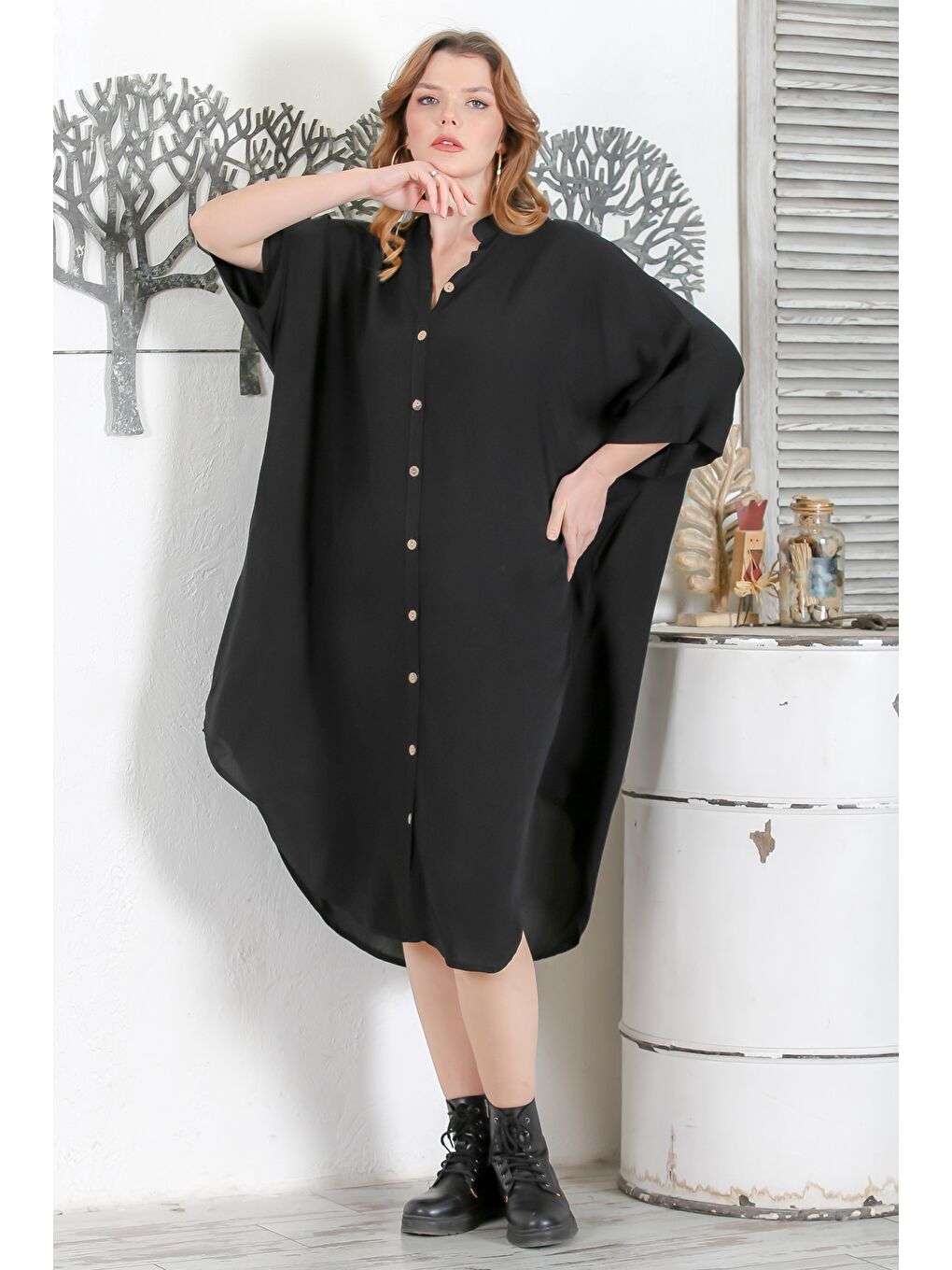 Siyah Hakim Yaka 3/4 Kol Düğmeli Gizli Cepli Casual Oversize Dokuma Elbise 121 87-6