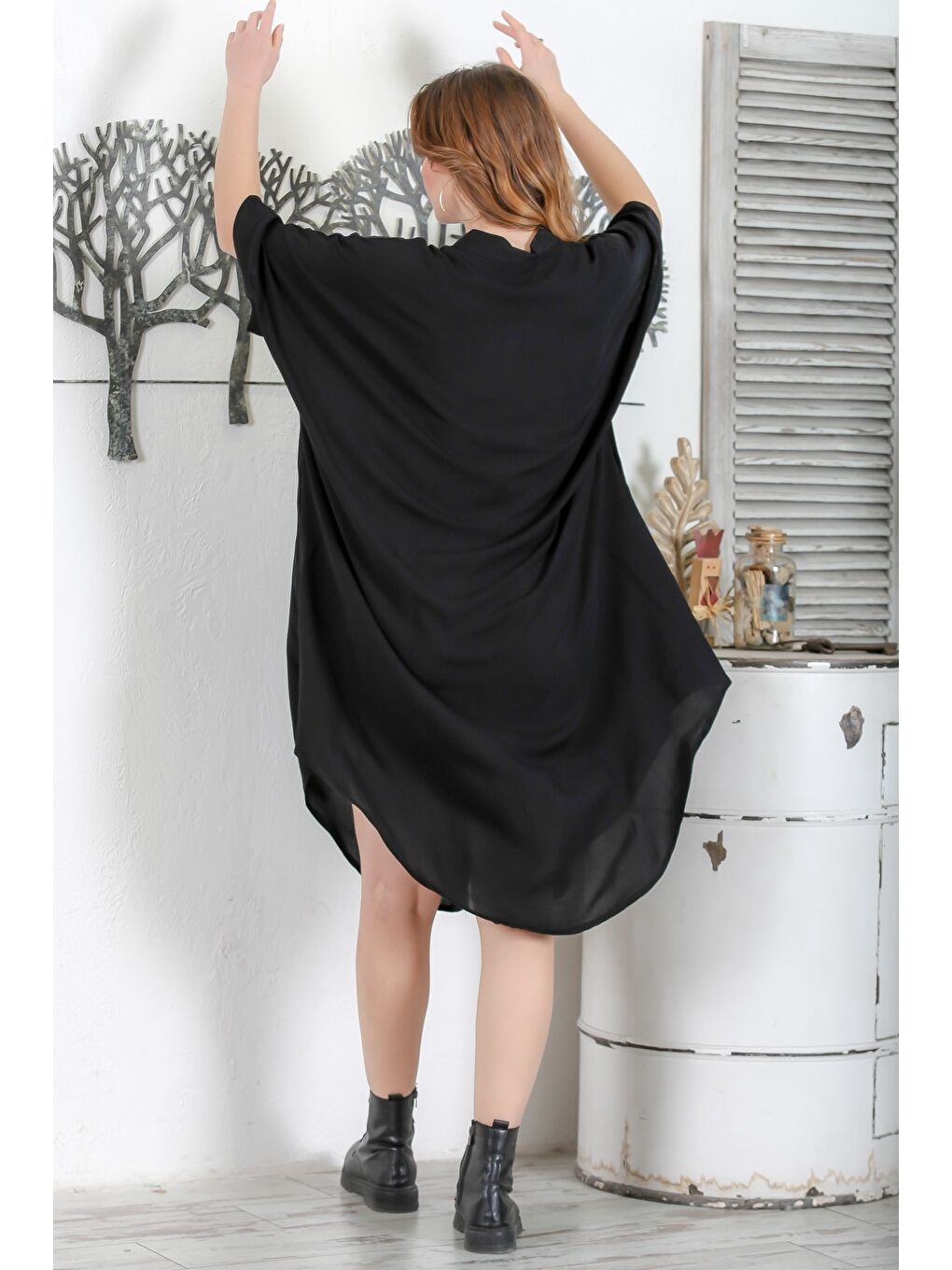 Siyah Hakim Yaka 3/4 Kol Düğmeli Gizli Cepli Casual Oversize Dokuma Elbise 121 87-7