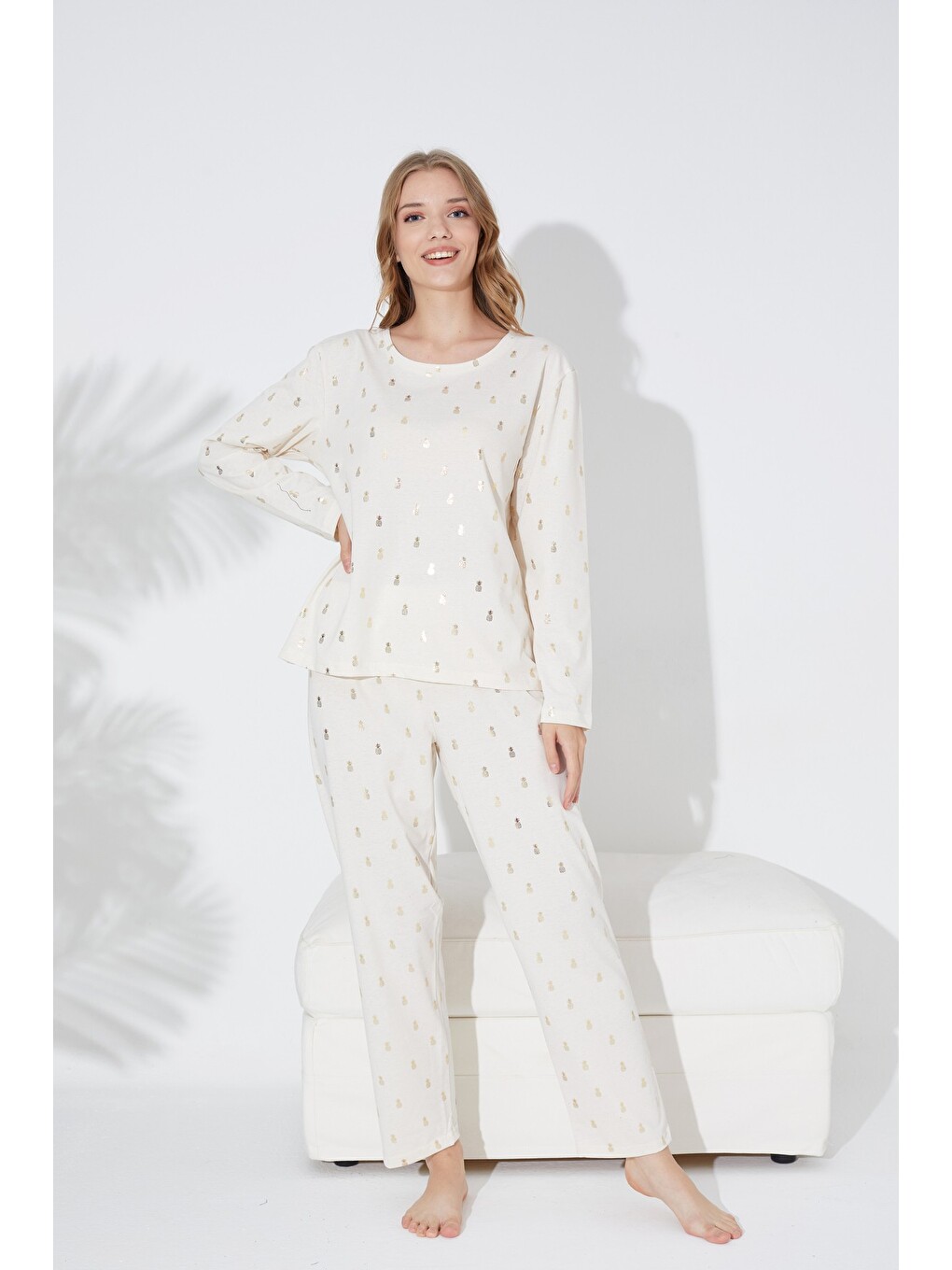 Gri Puan Desenli Örme Pijama Takım 7792-1
