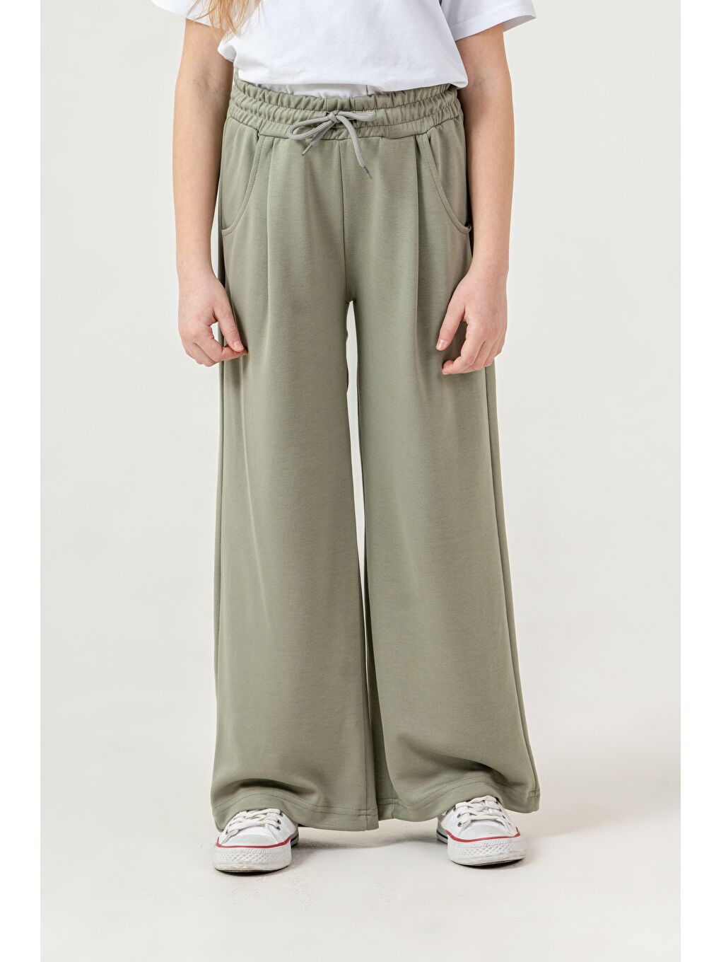 Yeşil Ön Pileli Kız Çocuk Eşofman Altı