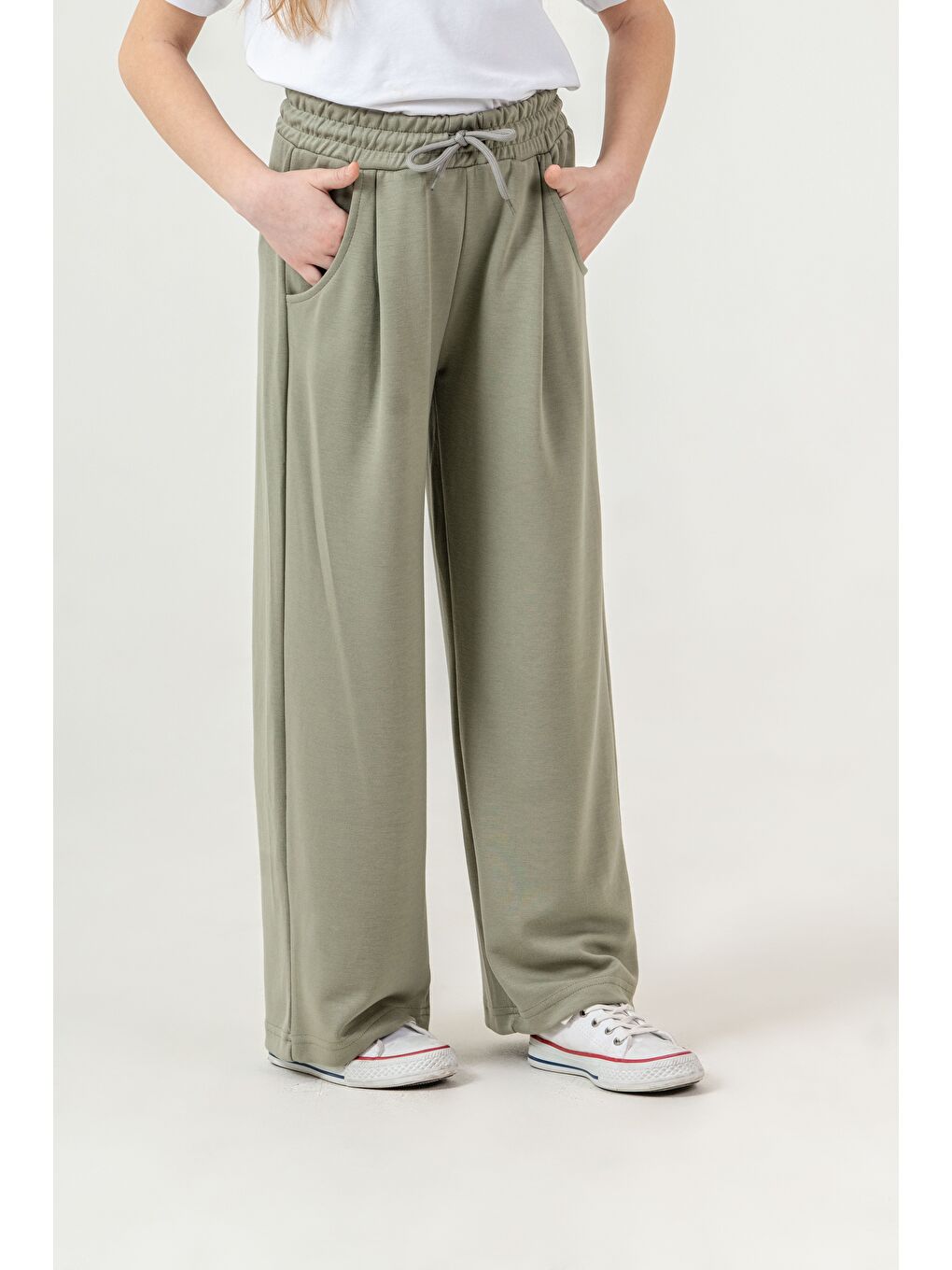 Yeşil Ön Pileli Kız Çocuk Eşofman Altı-1