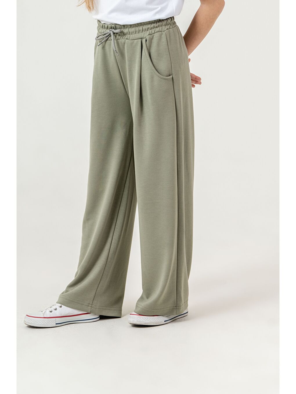 Yeşil Ön Pileli Kız Çocuk Eşofman Altı-2