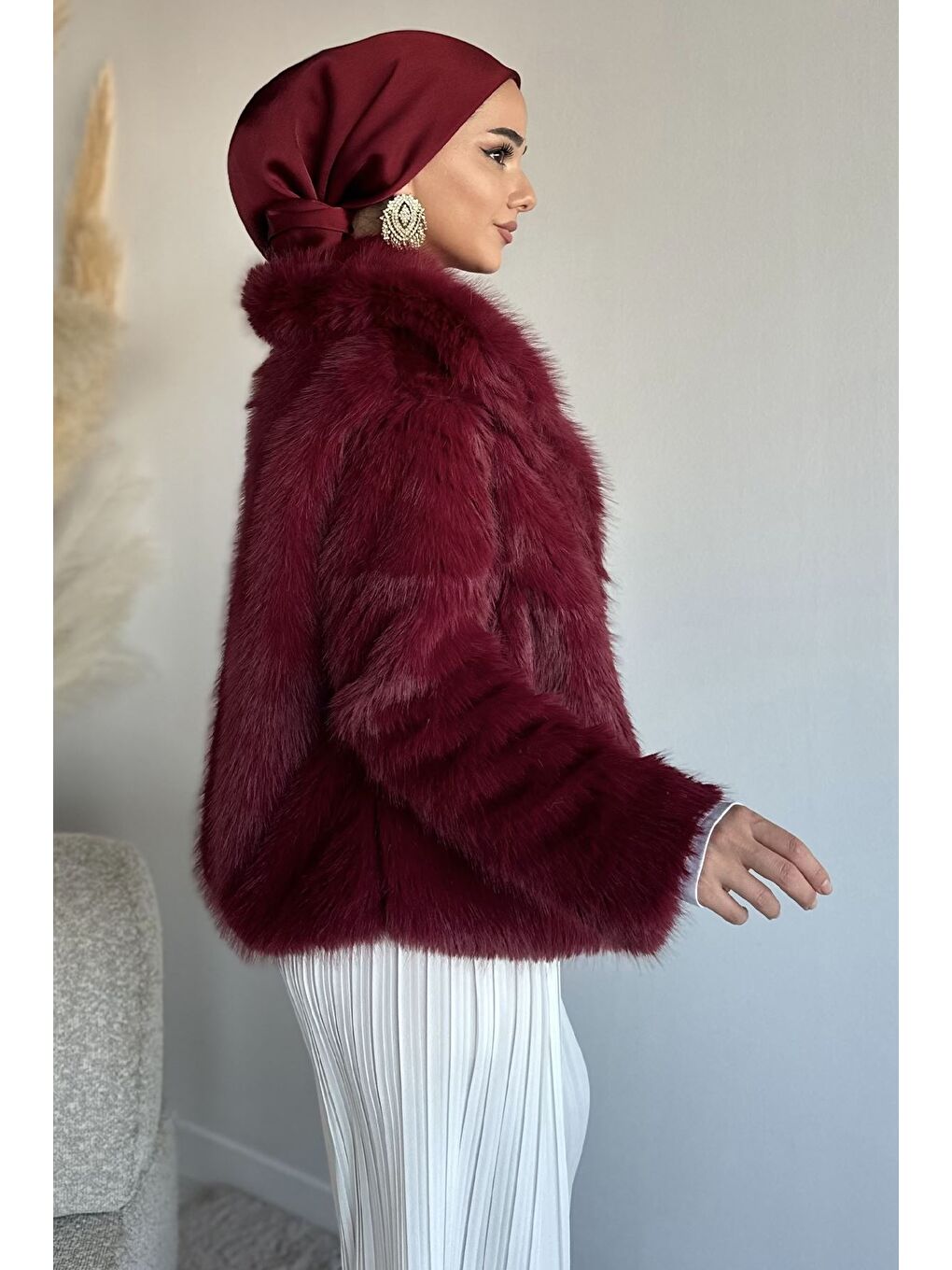 Bordo İç Astarlı Çift Cepli Kürklü Tesettür Mont-9