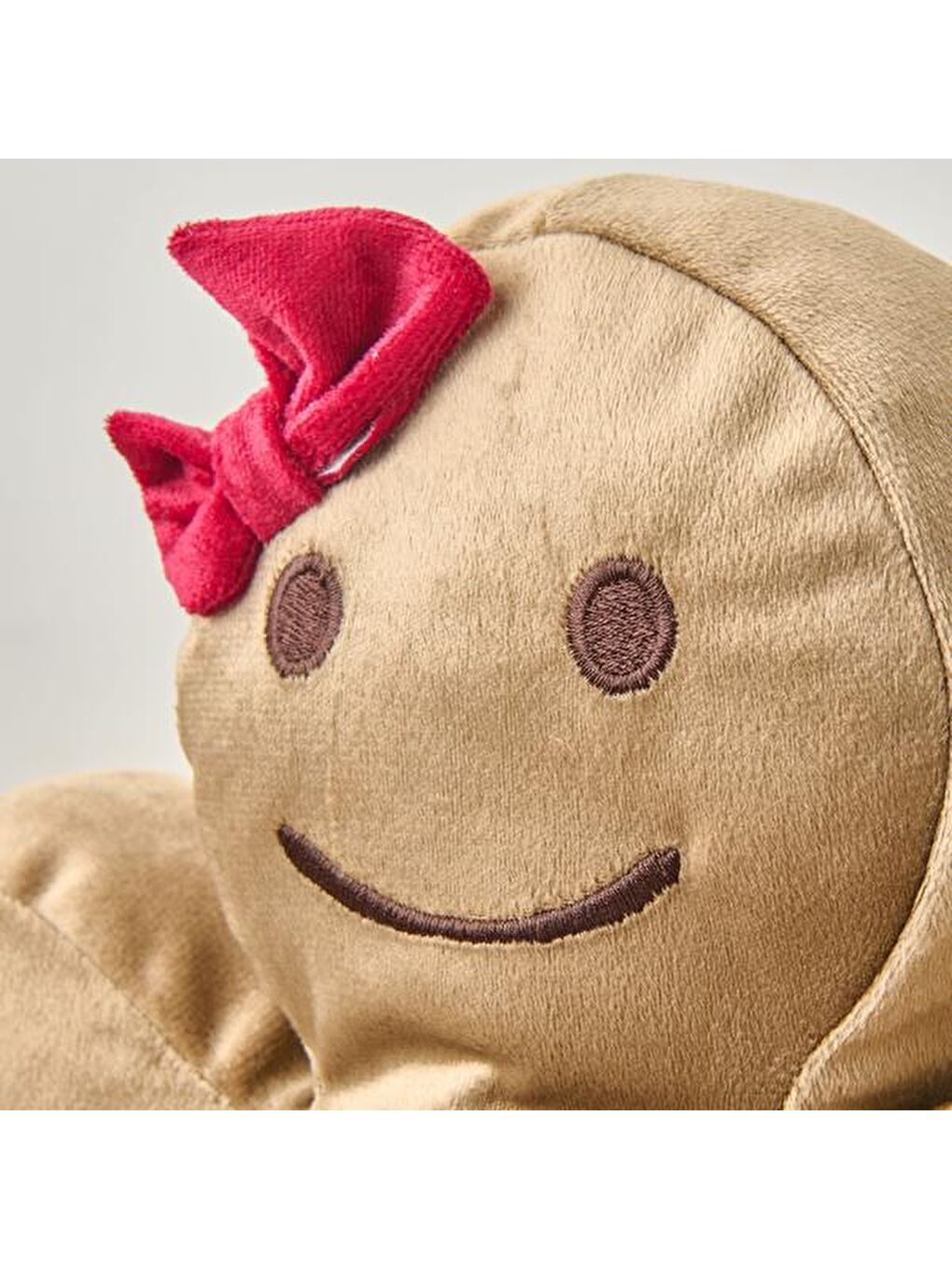 Soft Gingerbread Kız Figürlü Yastık - Kahverengi - 40x25 cm-3