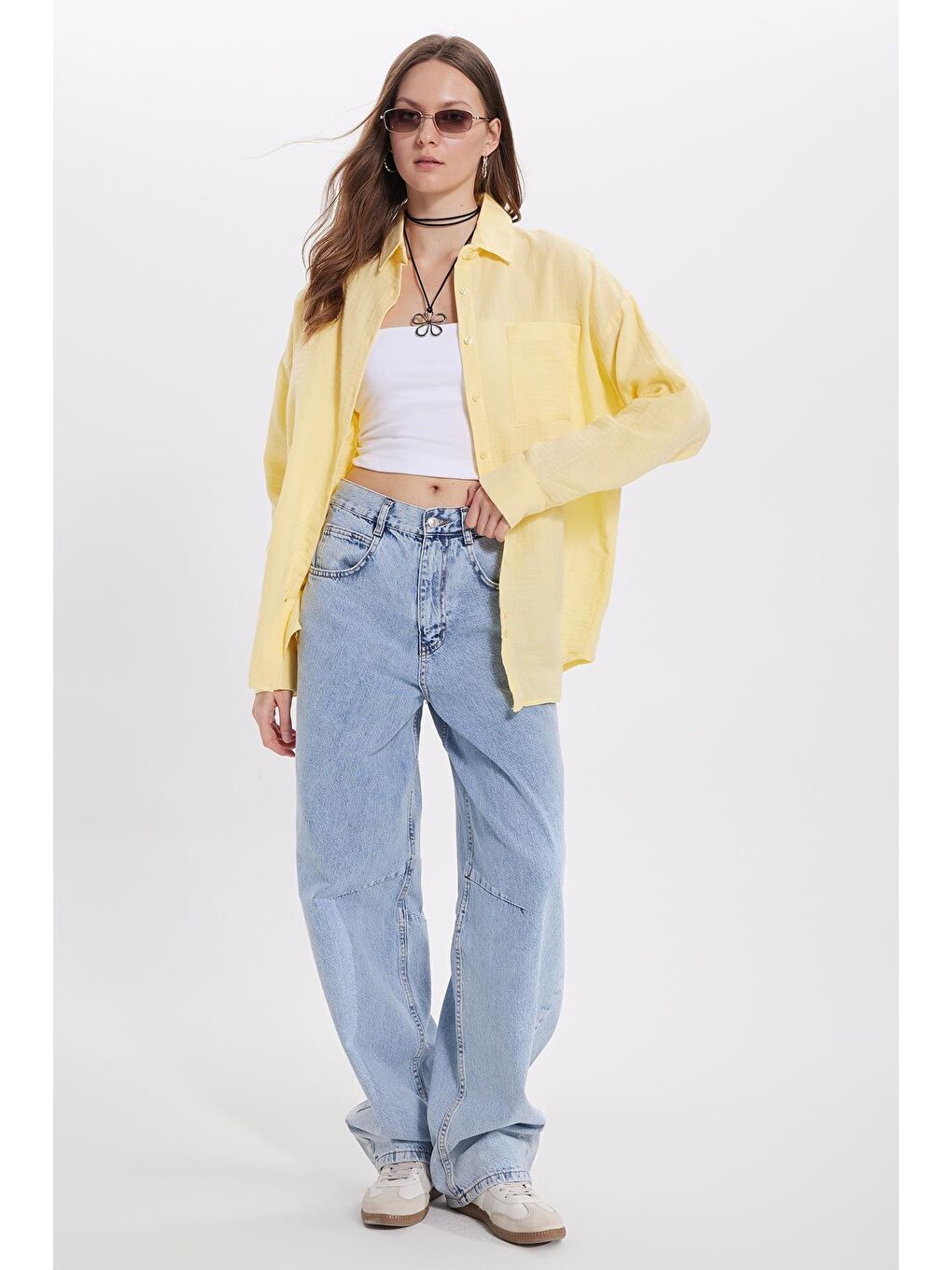Kadın Oversize Geniş Kesim %100 Pamuk Müslin Kumaş Uzun Kollu Cepli Dokulu Sarı Gömlek-2