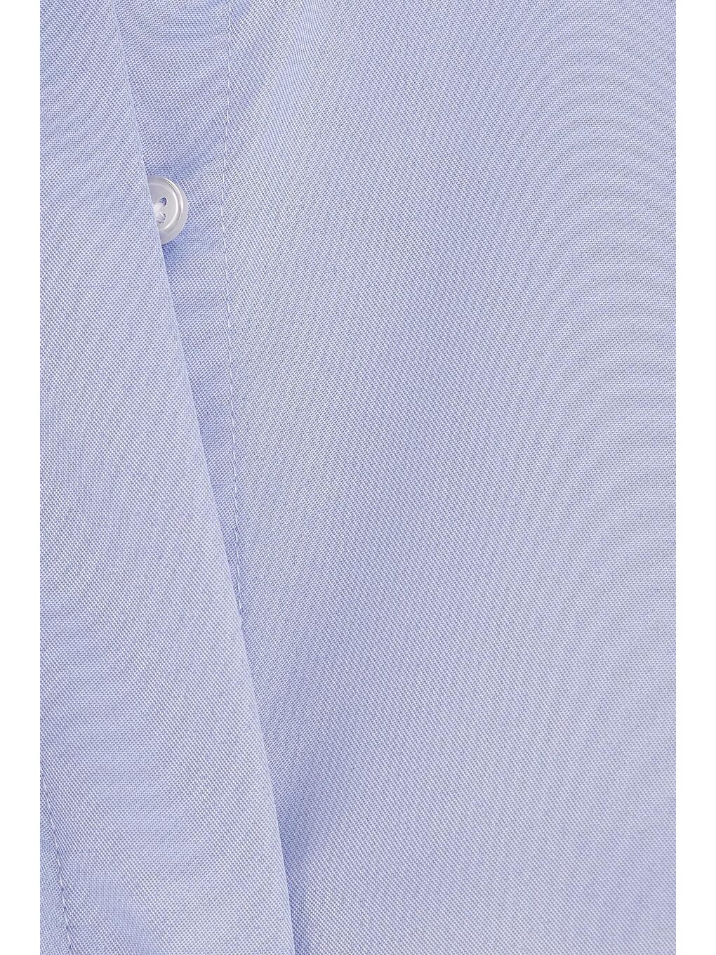 Kadın Slim Fit Dar Kesim Vucüda Oturan Uzun Kollu Gizli Düğme Detaylı Mavi Basic Gömlek-4