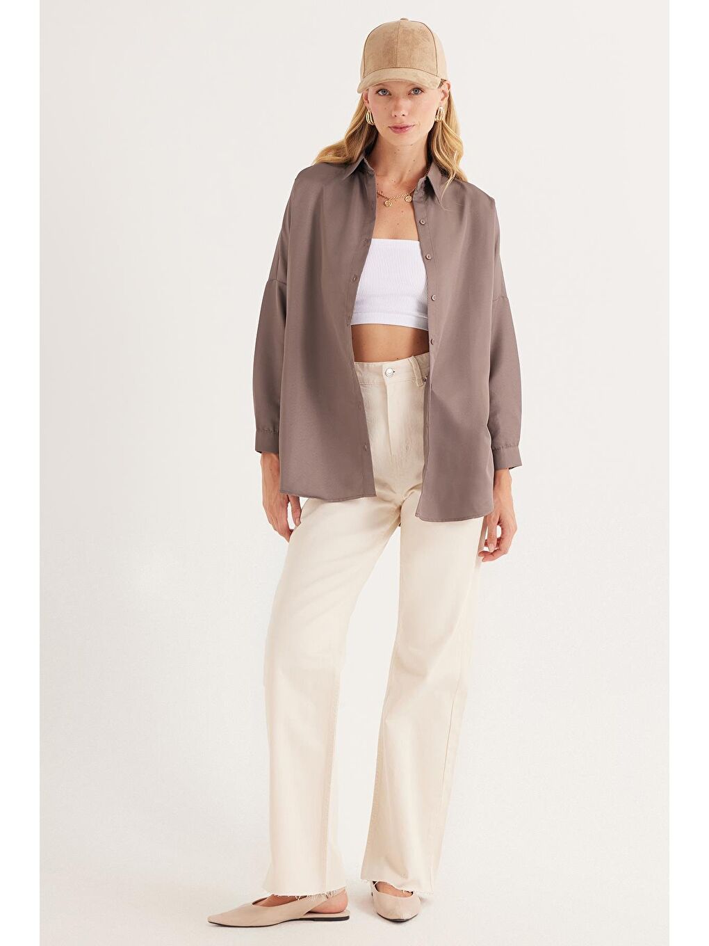 Gri Kadın Oversize Rahat Kesim Spor Yaka Uzun Kollu Basic Düz Vizon Gömlek-4