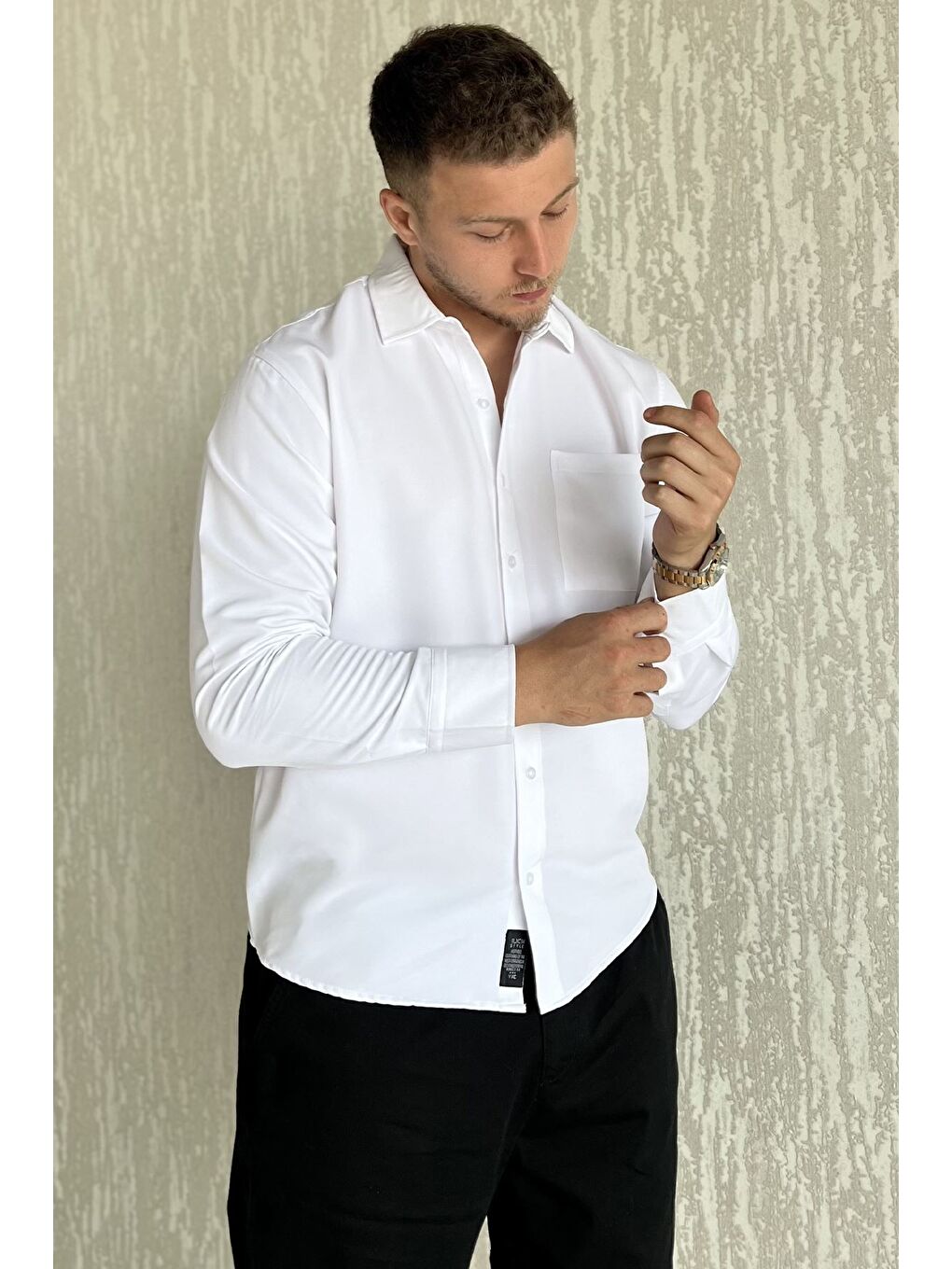 Beyaz Erkek Tek Cepli Uzun Kol Elastanlı Oversize Gömlek-1