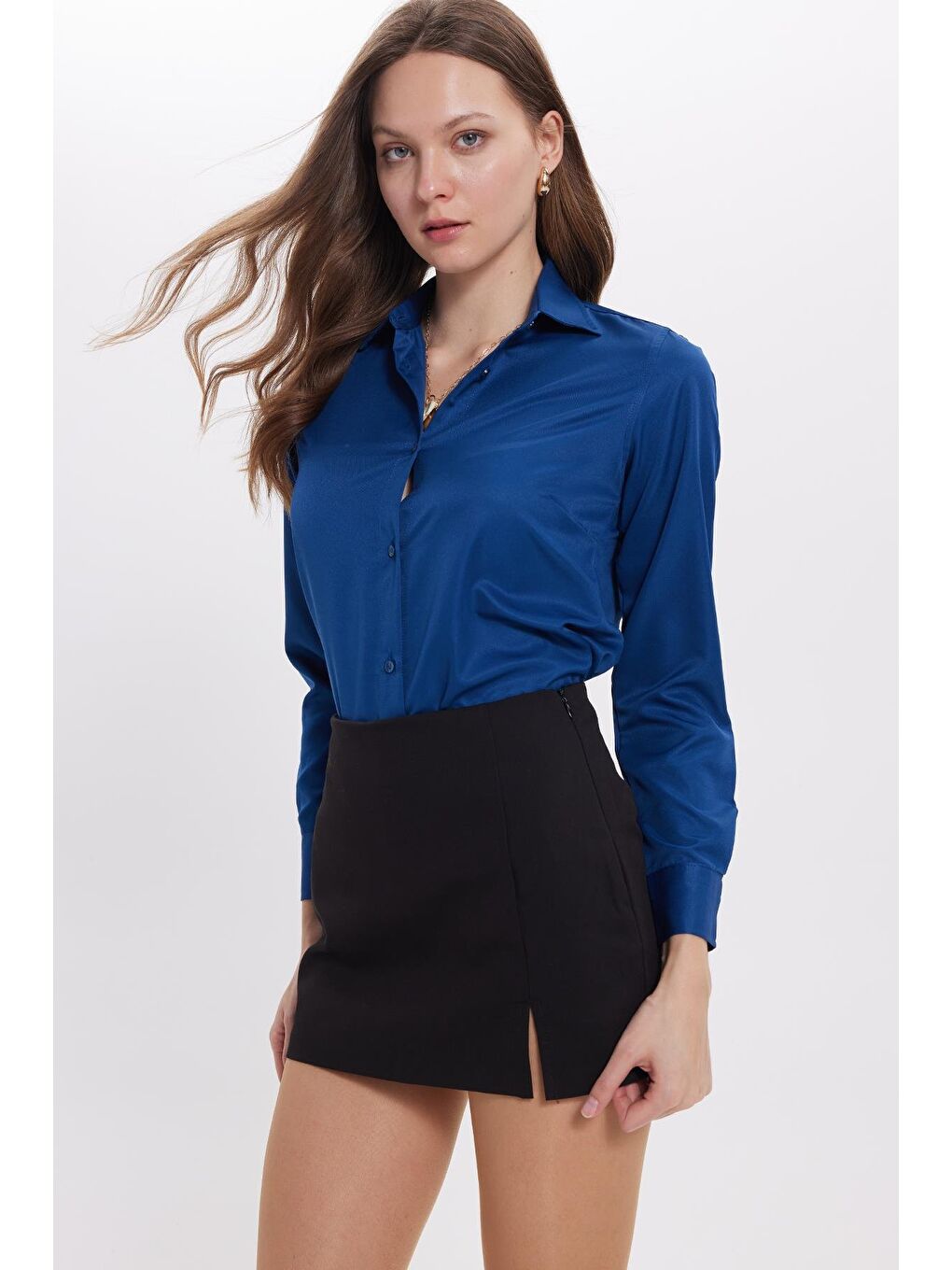 Kadın Slim Fit Dar Kesim Vücuda Oturan Uzun Kollu Lacivert Basic Gömlek-1