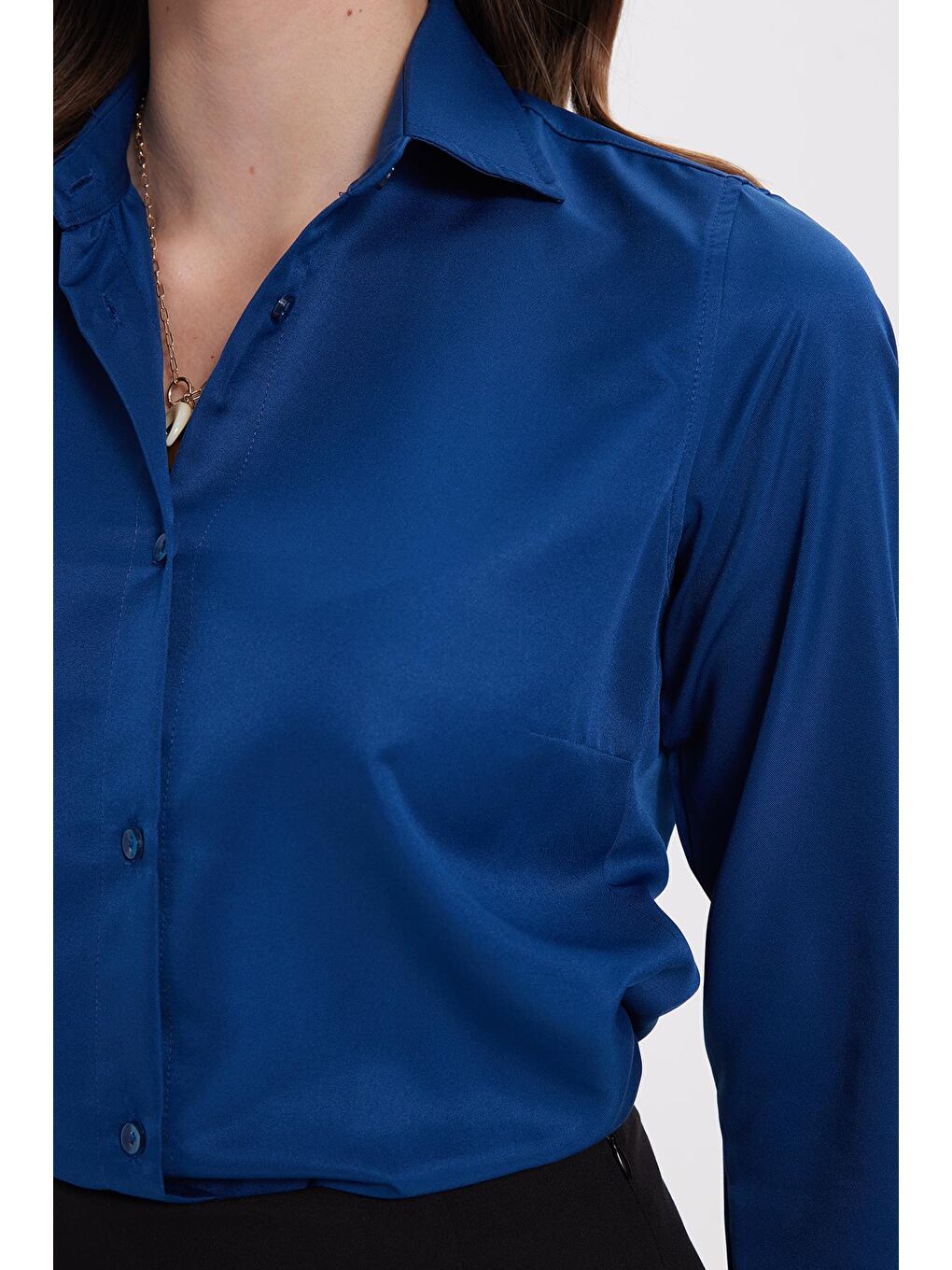 Kadın Slim Fit Dar Kesim Vücuda Oturan Uzun Kollu Lacivert Basic Gömlek-3