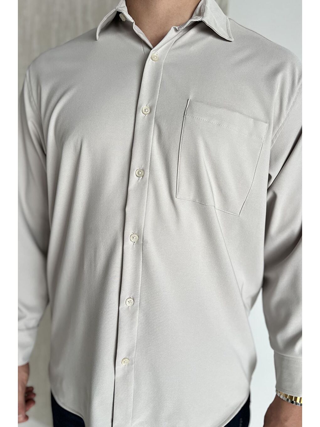 Bej Erkek Tek Cepli Uzun Kol Elastanlı Oversize Gömlek-3