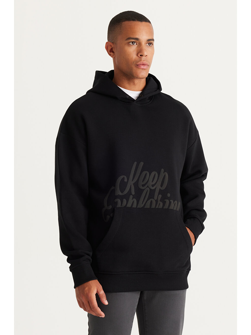 Erkek Siyah Oversize Fit Bol Kesim Kapüşonlu İçi Polarlı Baskılı Sweatshirt-1